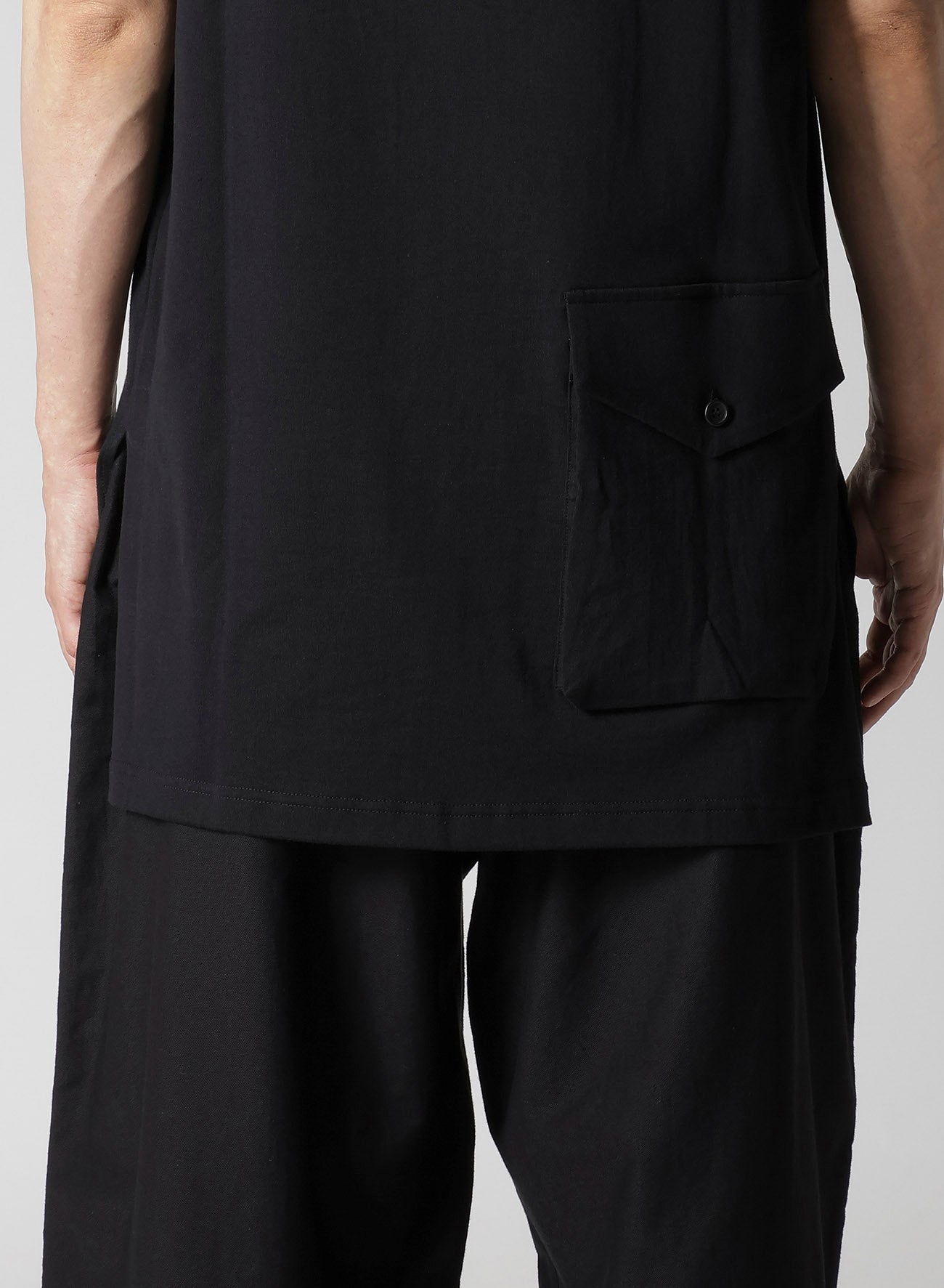 REGULATION JERSEY RELAXED FIT VEST