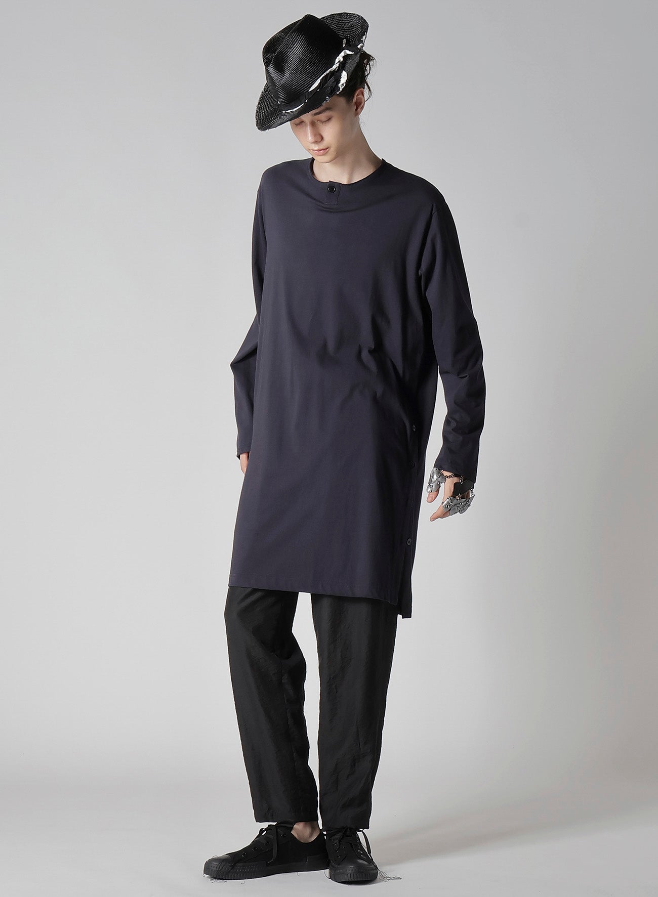 COMBED SINGLE JERSEY SINGLE BUTTON HENRY NECK LS T