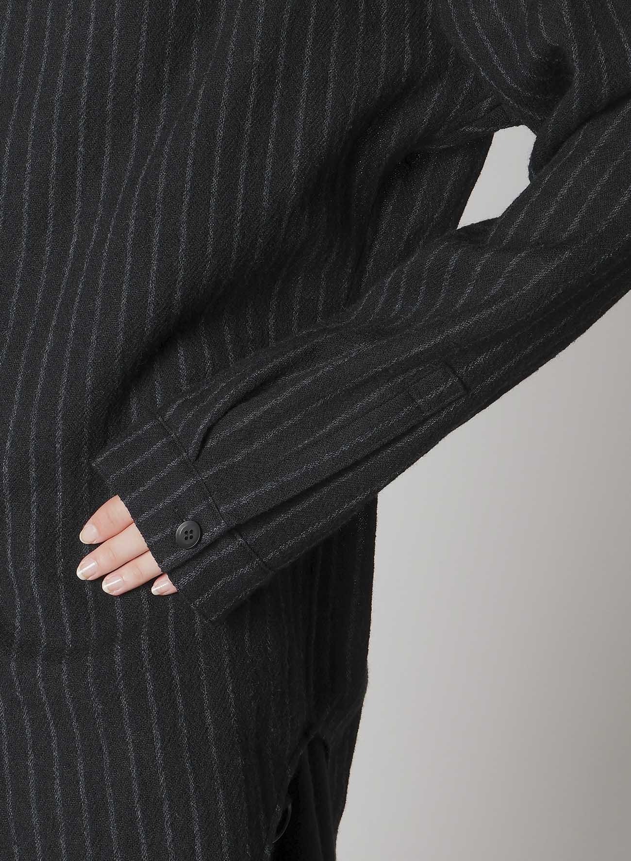 STRIPE GAUZE NECK TUCK SHIRT