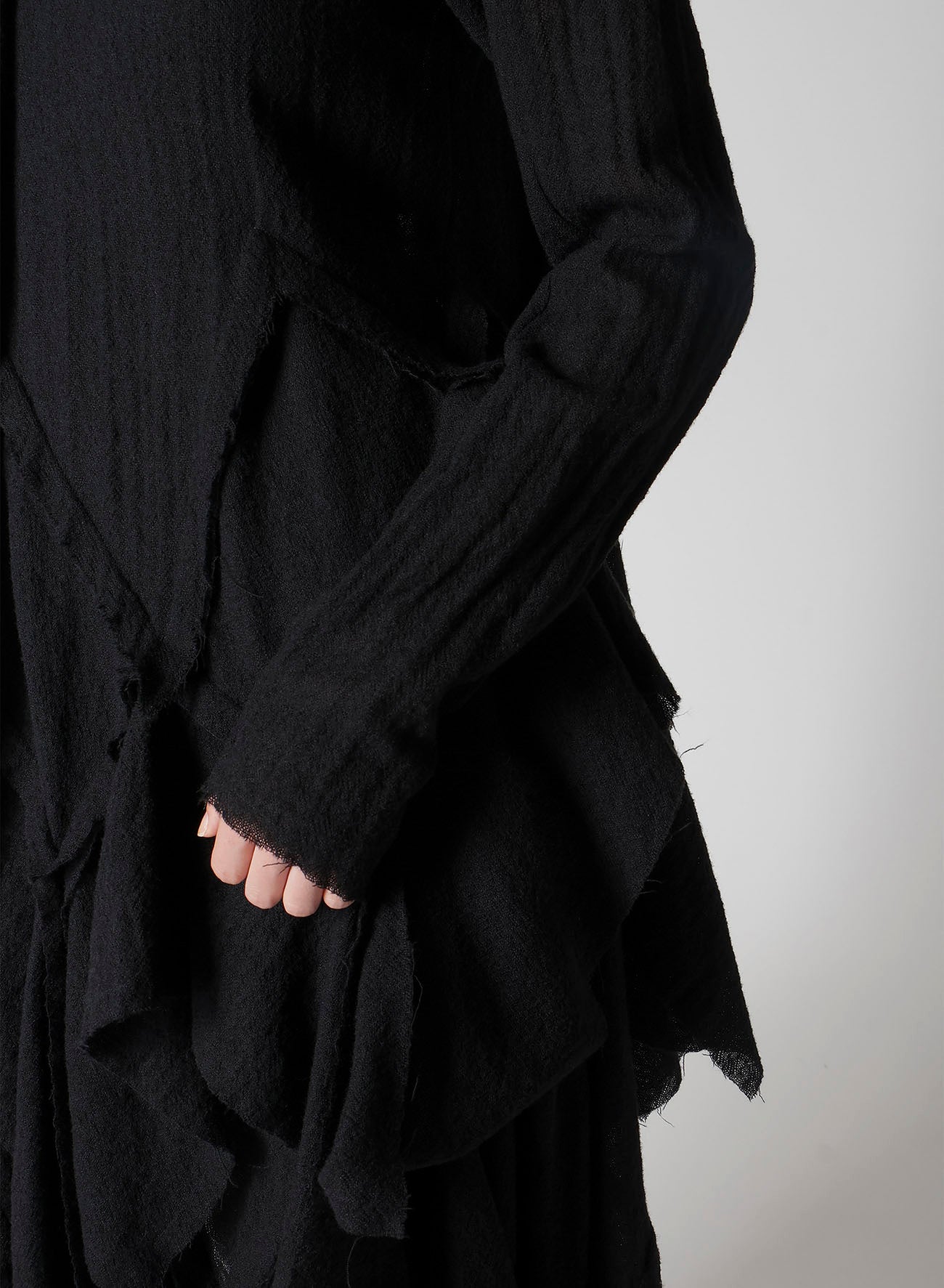 WOOL GAUZE FRILLED BLOUSE