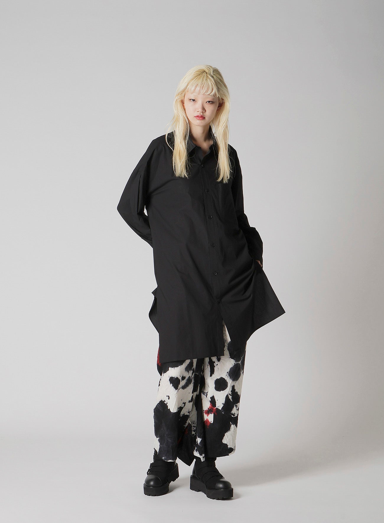 TYPEWRITER SHOULDER TOP TUCK SHIRT