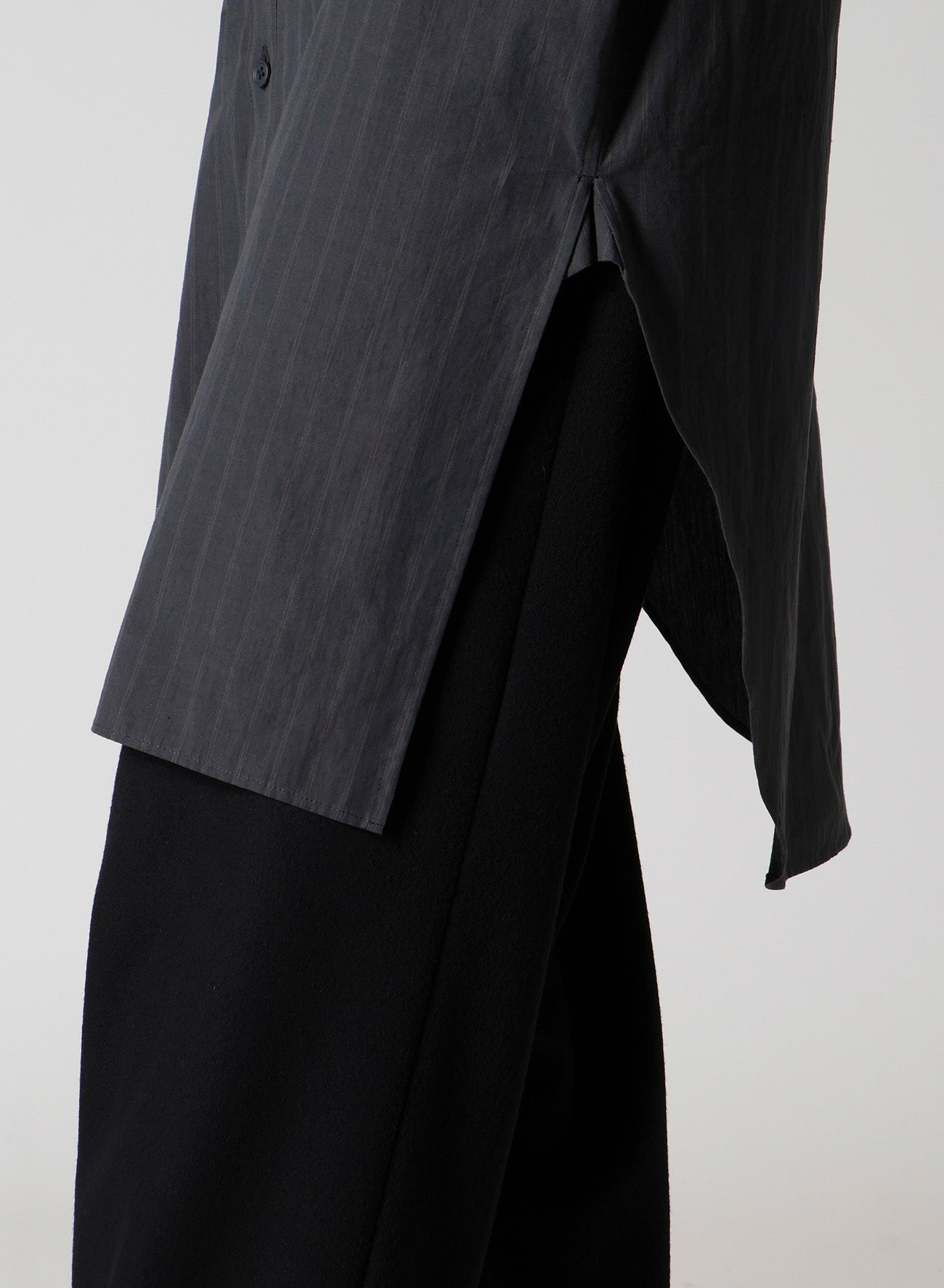 GREY STRIPE SHOULDER TOP TUCK SHIRT