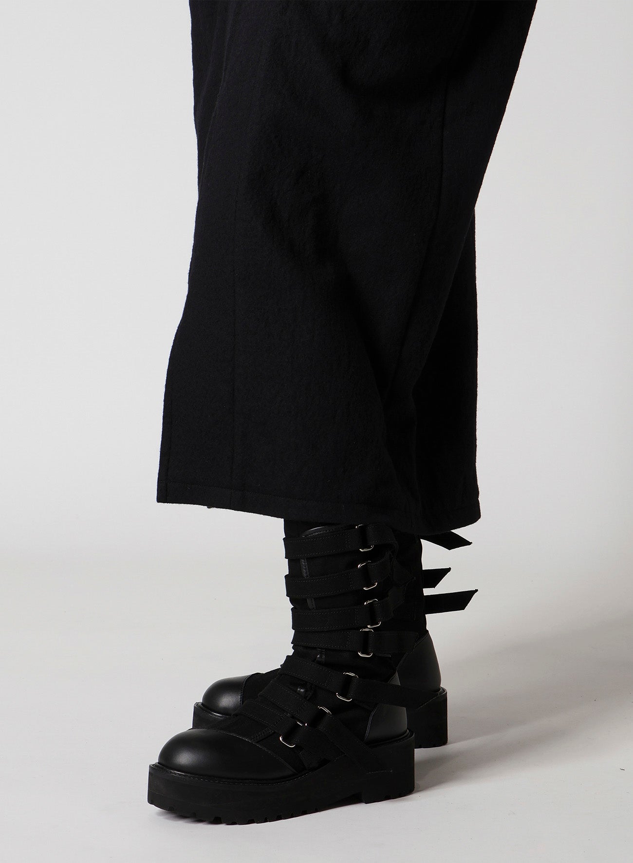 SHRINKED SERGE BALLOON SLEEVE COAT