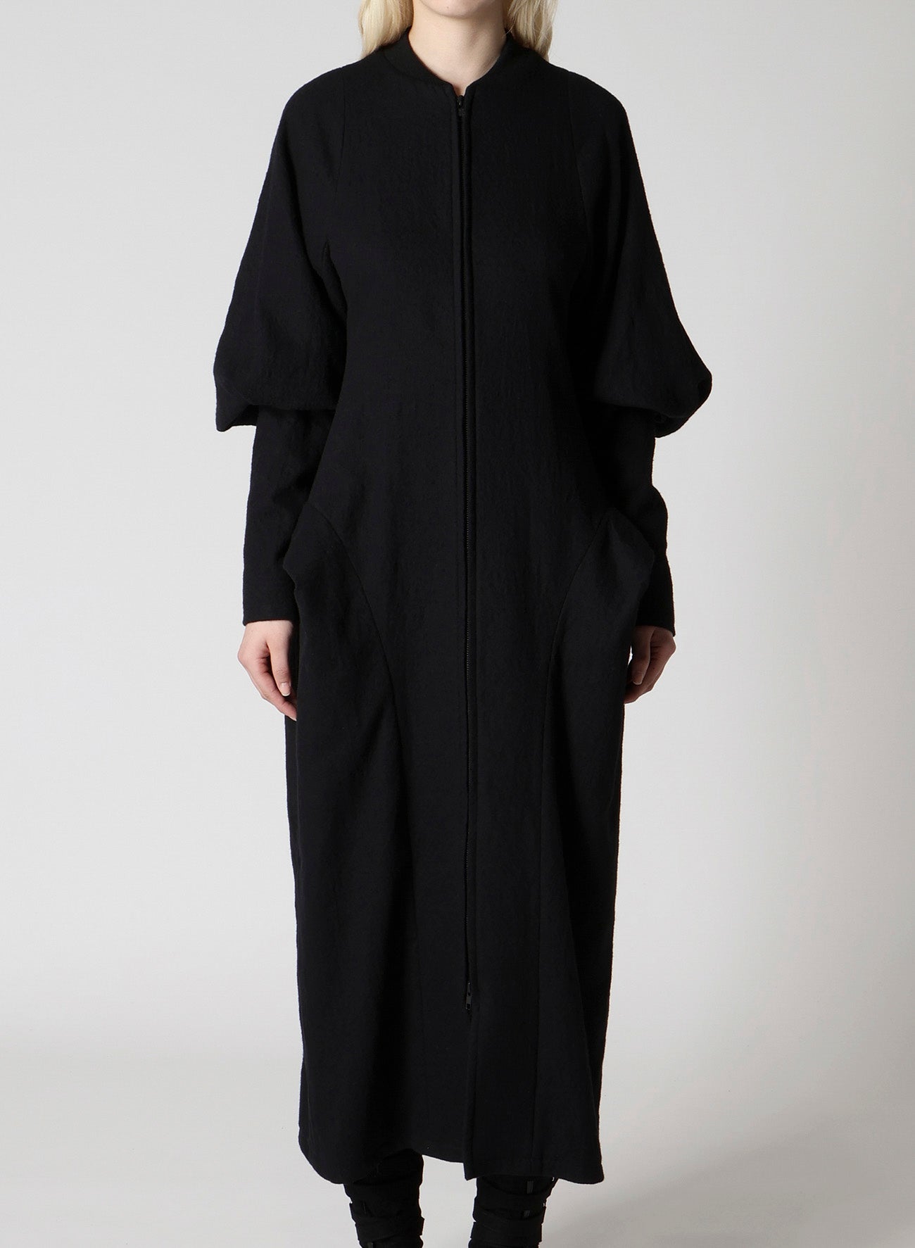 SHRINKED SERGE BALLOON SLEEVE COAT