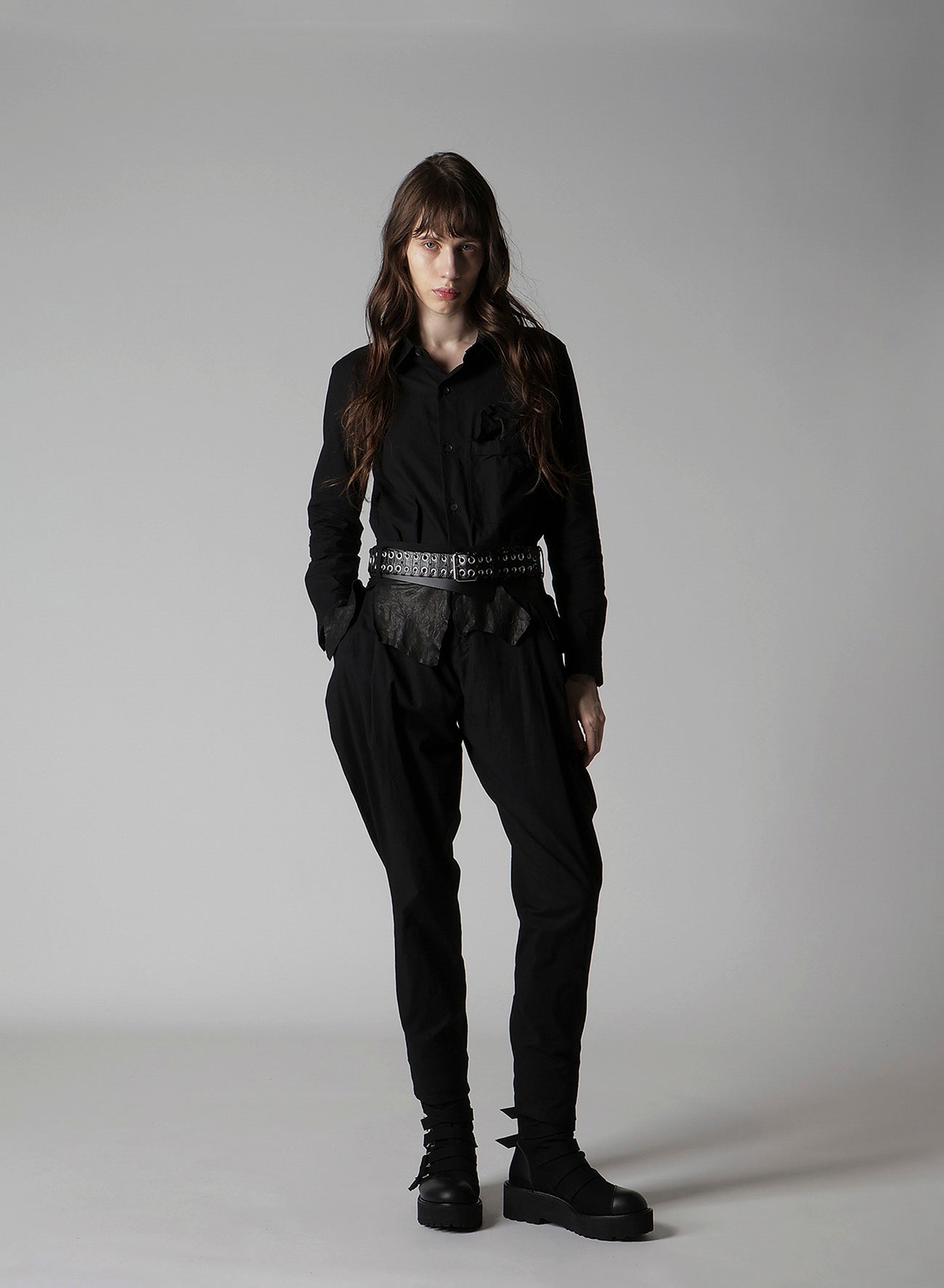 KIP+ CROCODILE LEATHER CODE LOOP EYELET BELT