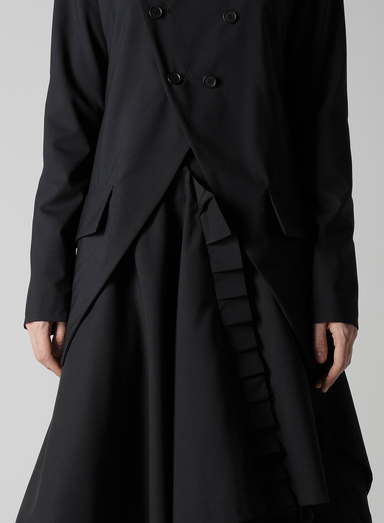 TROPICAL PLEATS DESIGNED JACKET