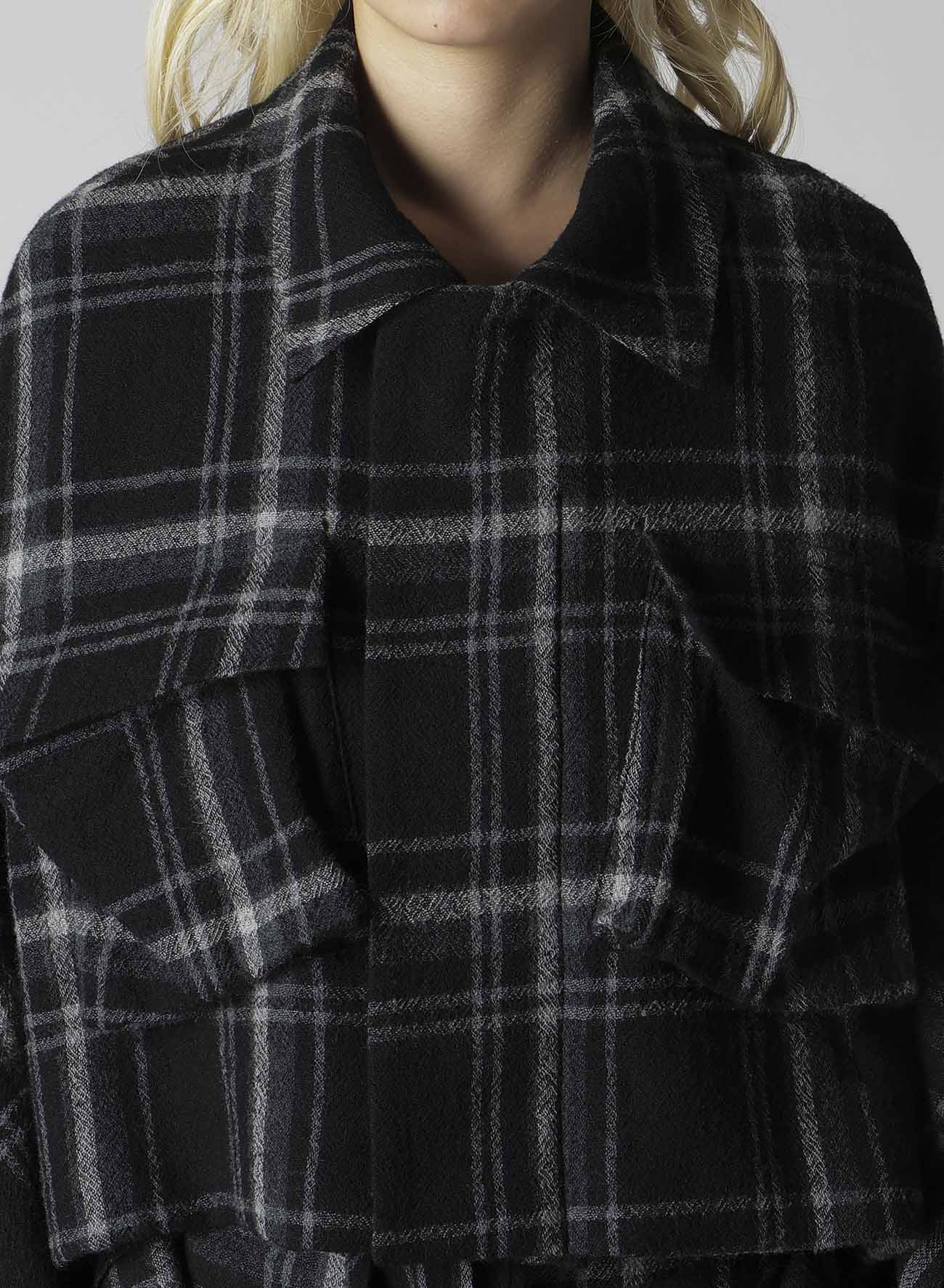 PLAID PATTERN FLAP POCKET JACKET