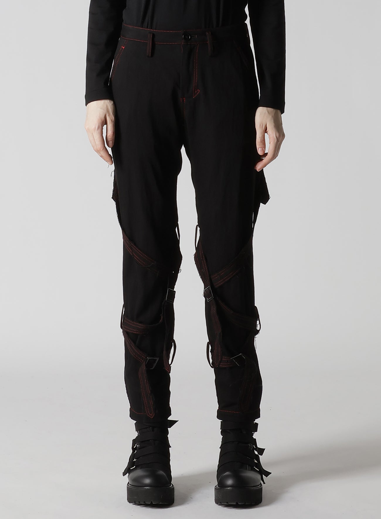 BLACK DENIM BELTED PANTS