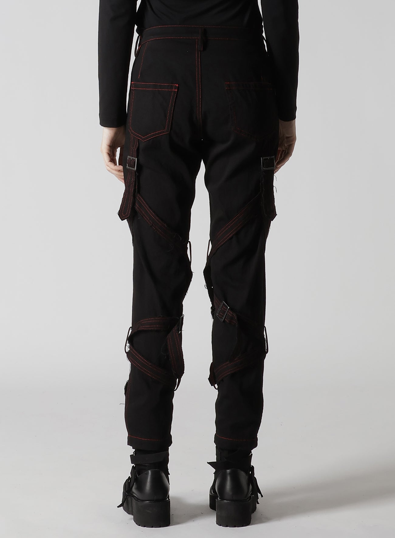 BLACK DENIM BELTED PANTS