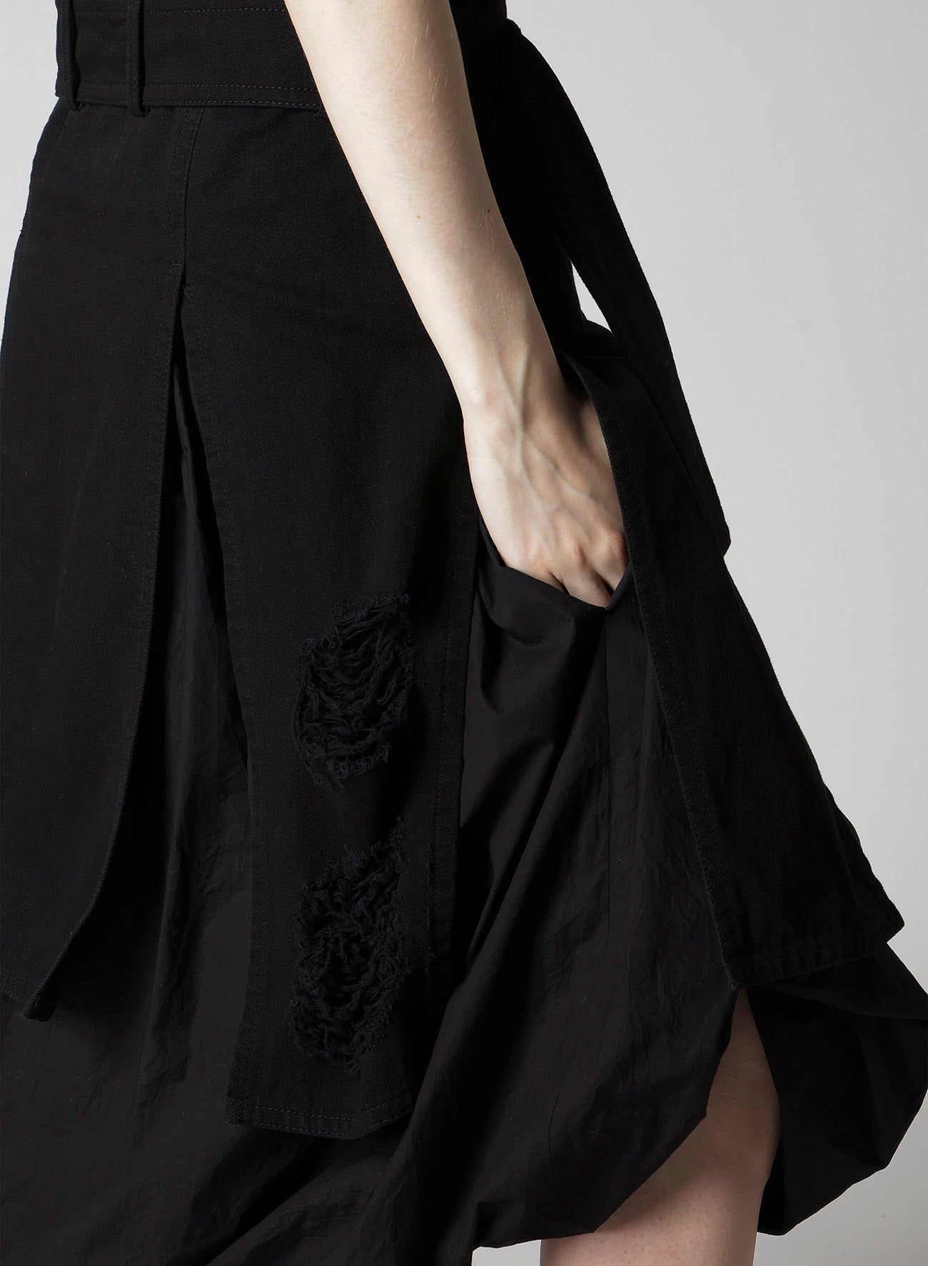 DAMAGED DENIM BELT BALLOON SKIRT