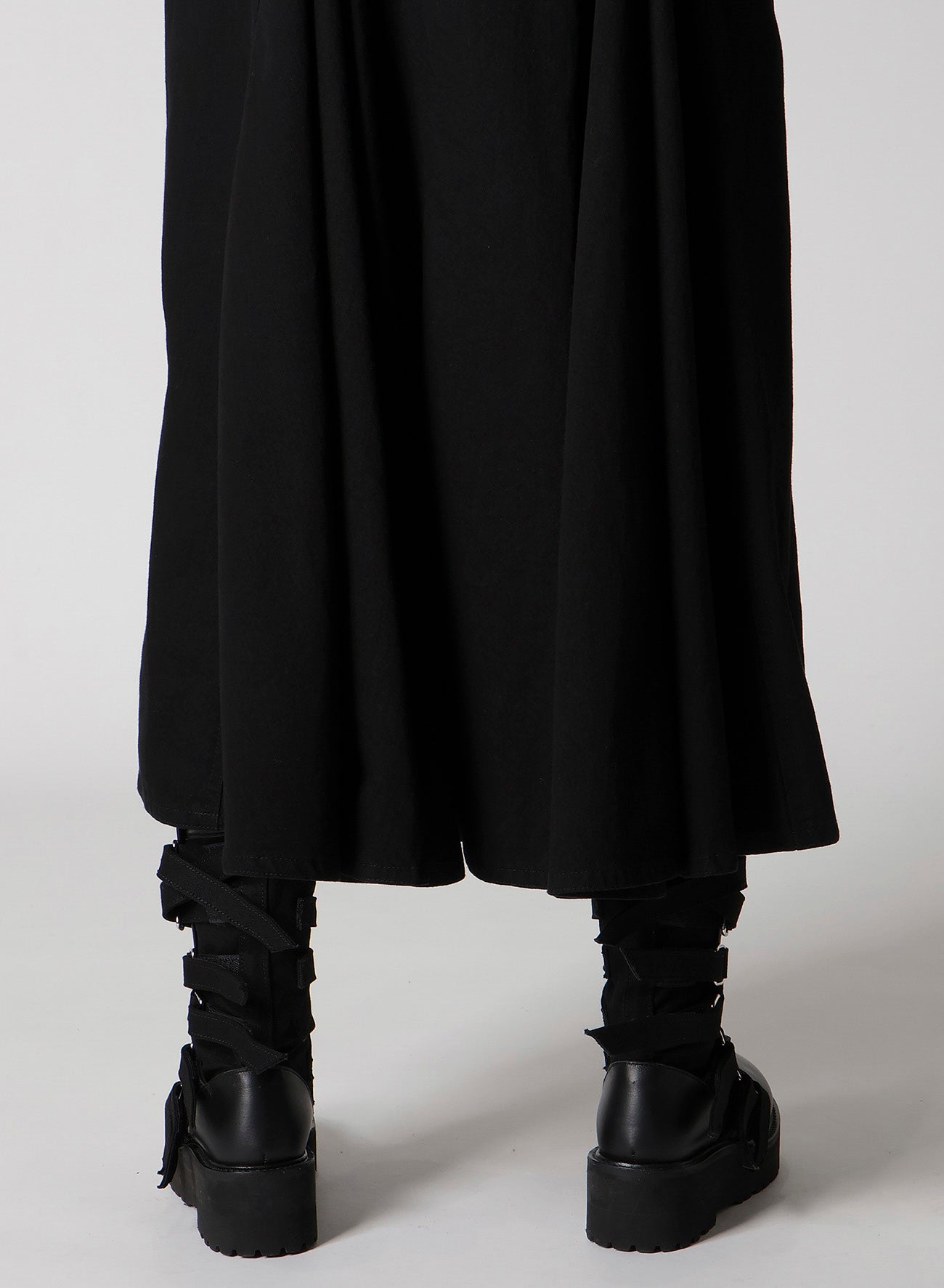 DAMEGED DENIM PANELED SKIRT