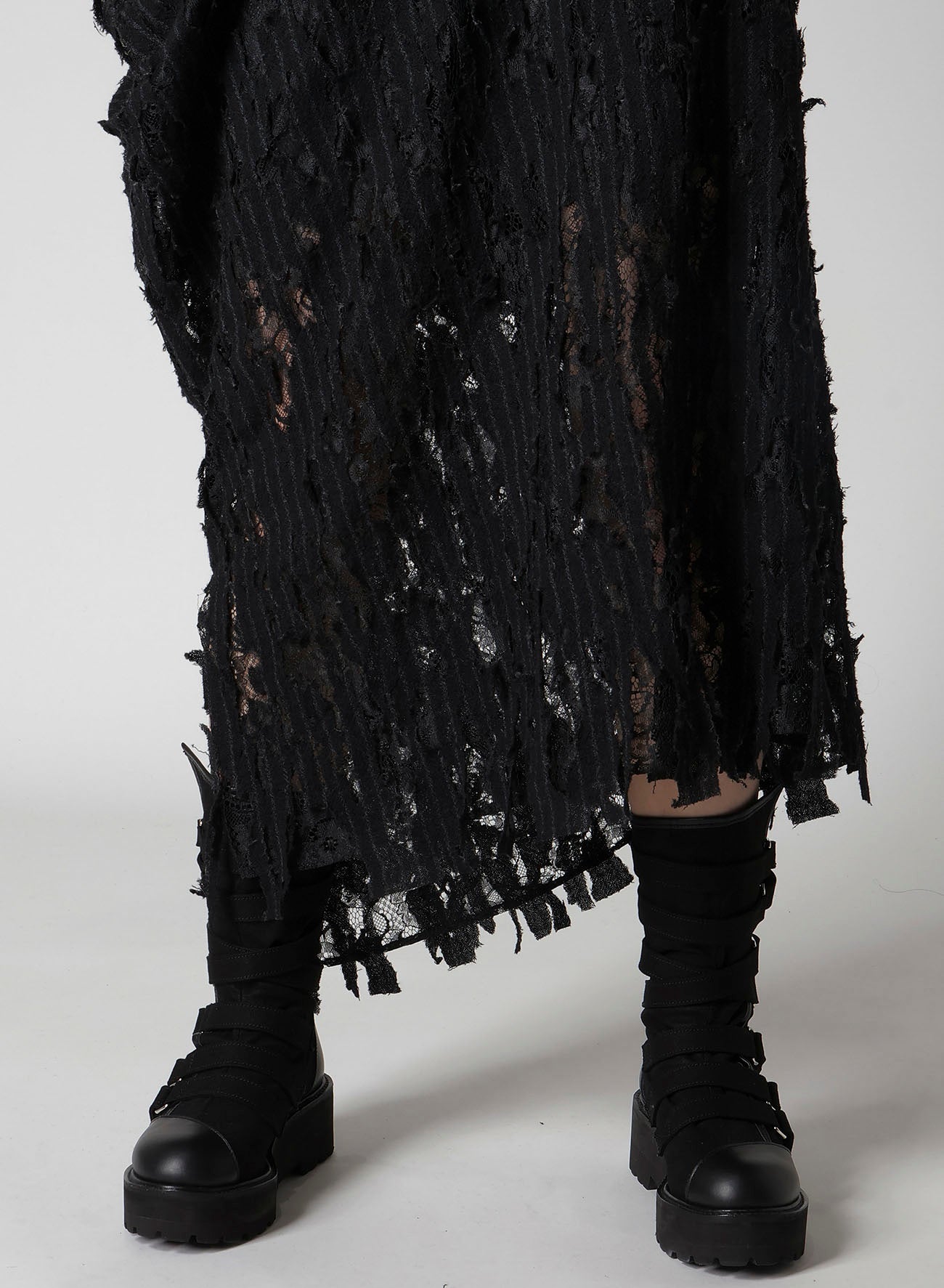 DAMEGED STRIPE PUFF SKIRT