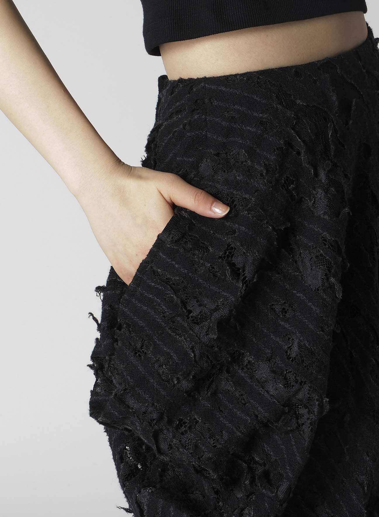 DAMEGED STRIPE PUFF SKIRT