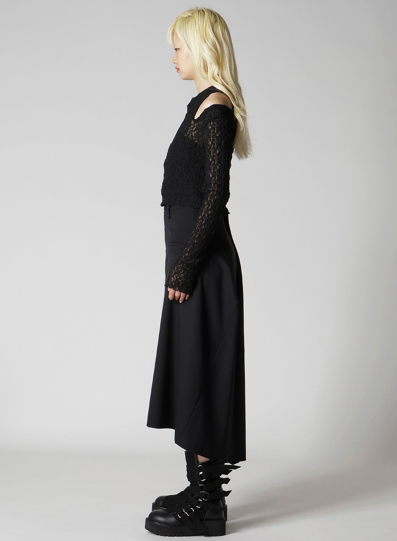 FLOWER SHIRRING SLIT CARDIGAN