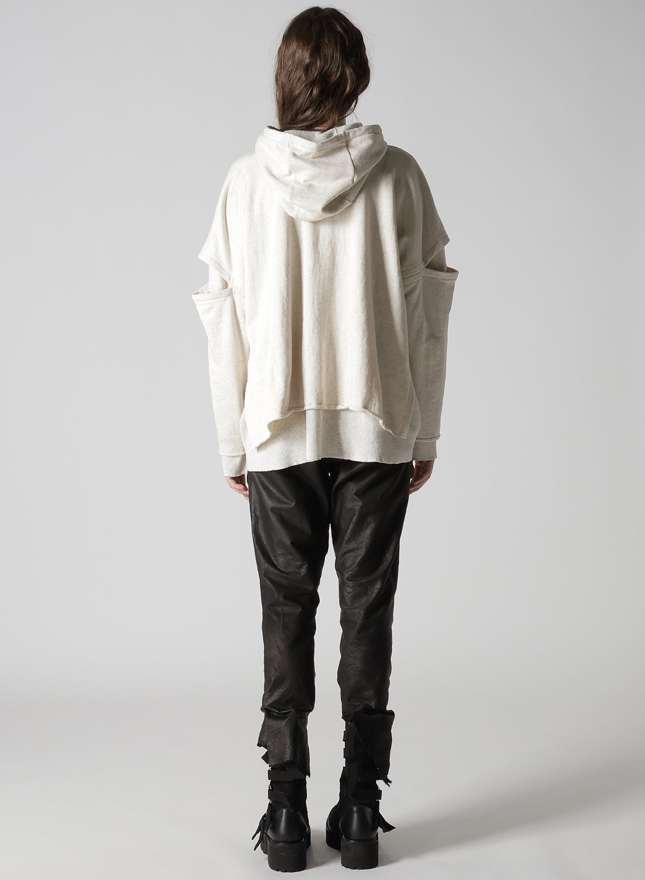 STAY TRUE PRINT LAYERED SHORT HOODIE