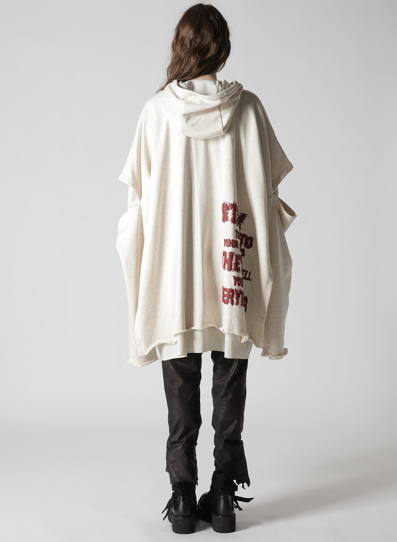 STAY TRUE PRINT LAYERED SHORT HOODIE