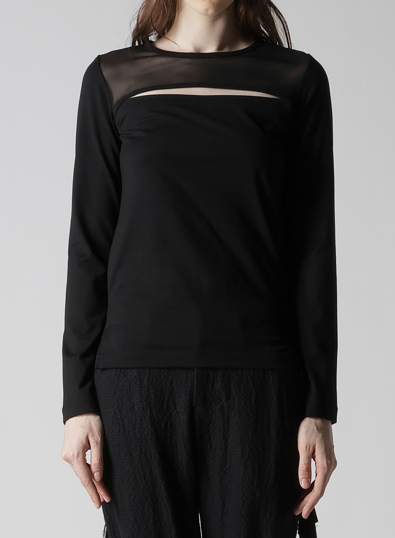 PLAIN STITCH +TULLE SLIT CHEST LONG SLEEVE T-SHIRT