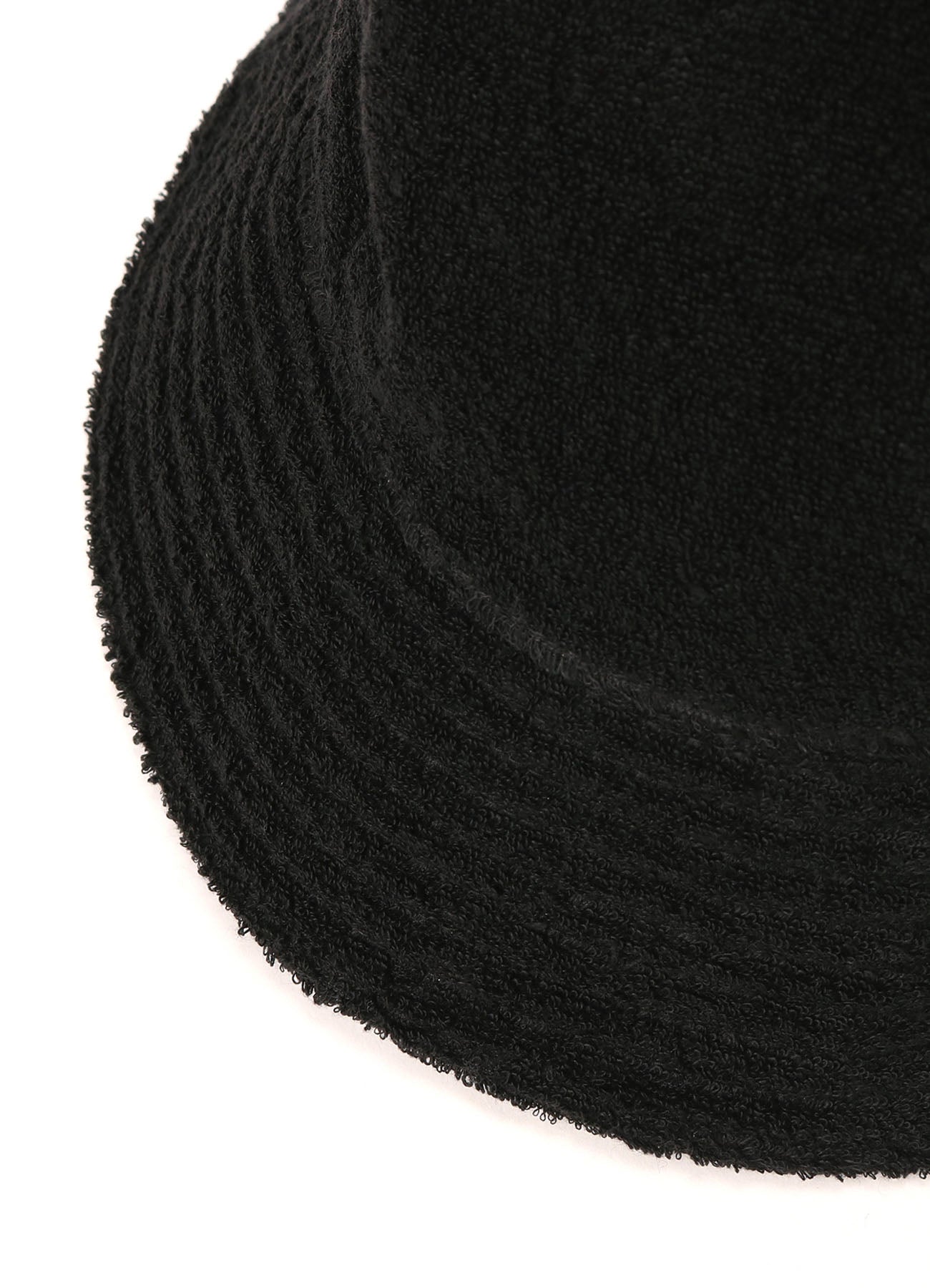 BLENDED LINEN PILE FLAT HAT WITH ATTACHED LOGO TOWEL
