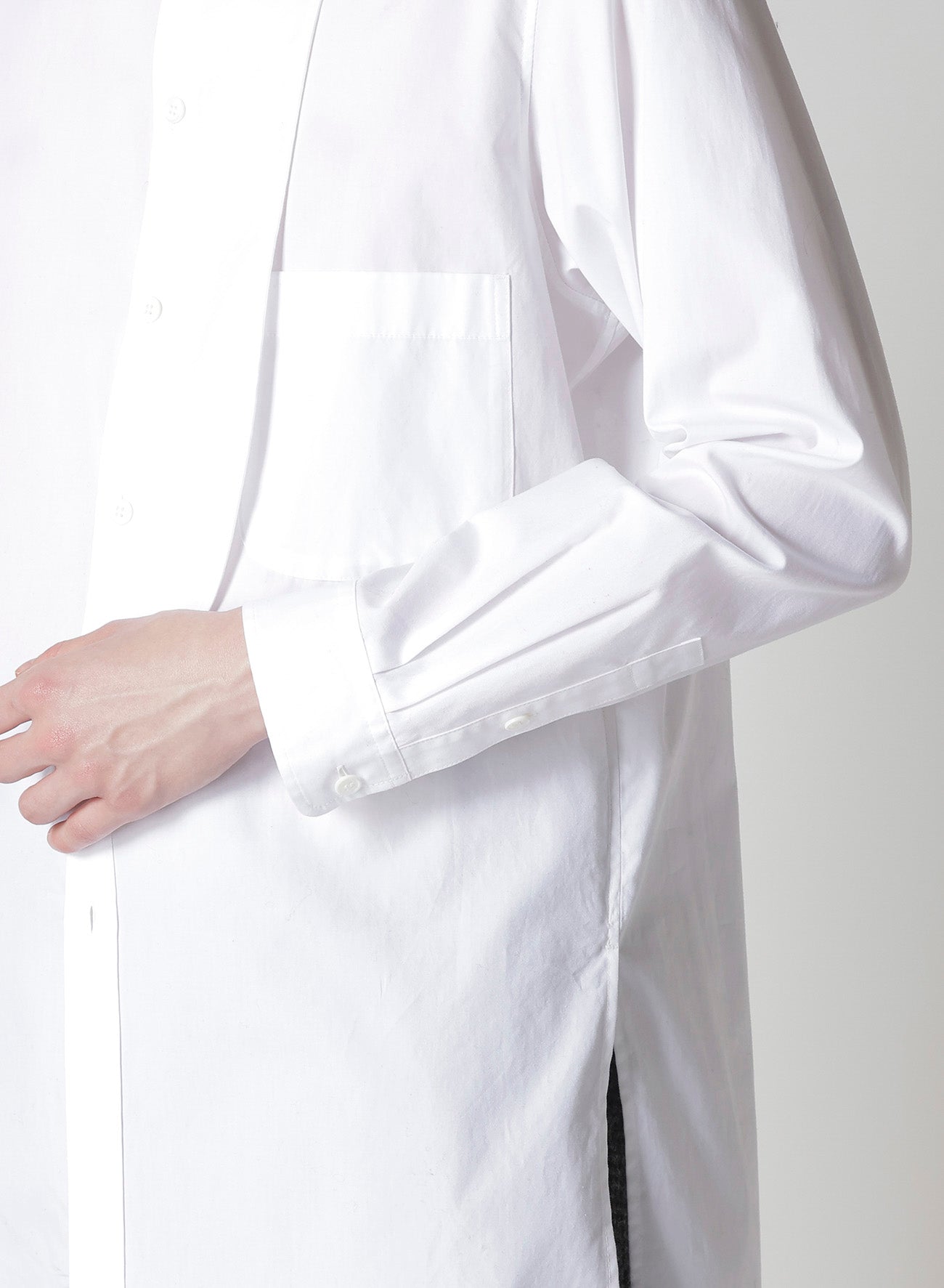 100/2 BROAD SHIRT WITH FRONT LEFT LAYER