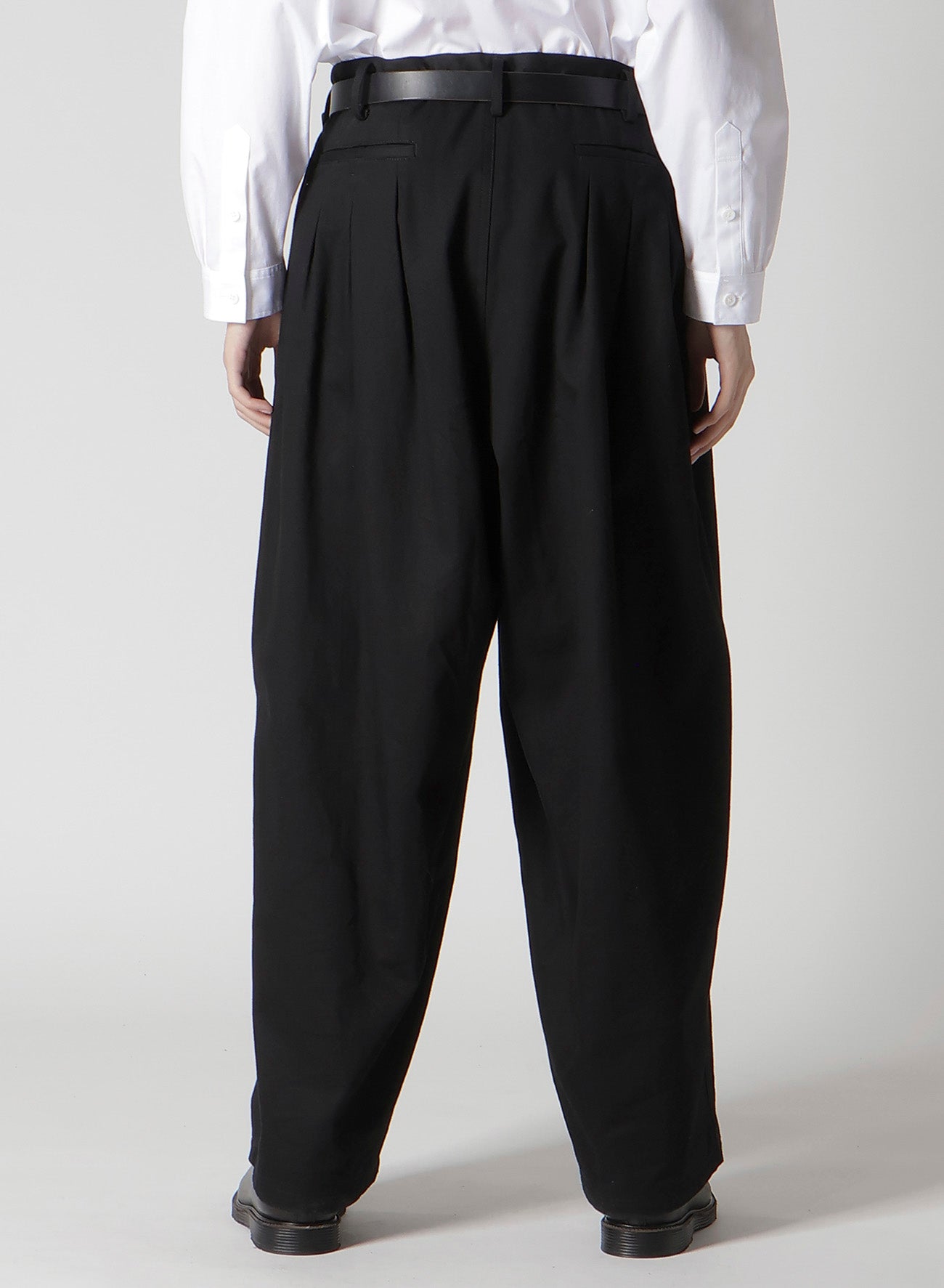 KATSURAGI 12-TUCKS PANTS
