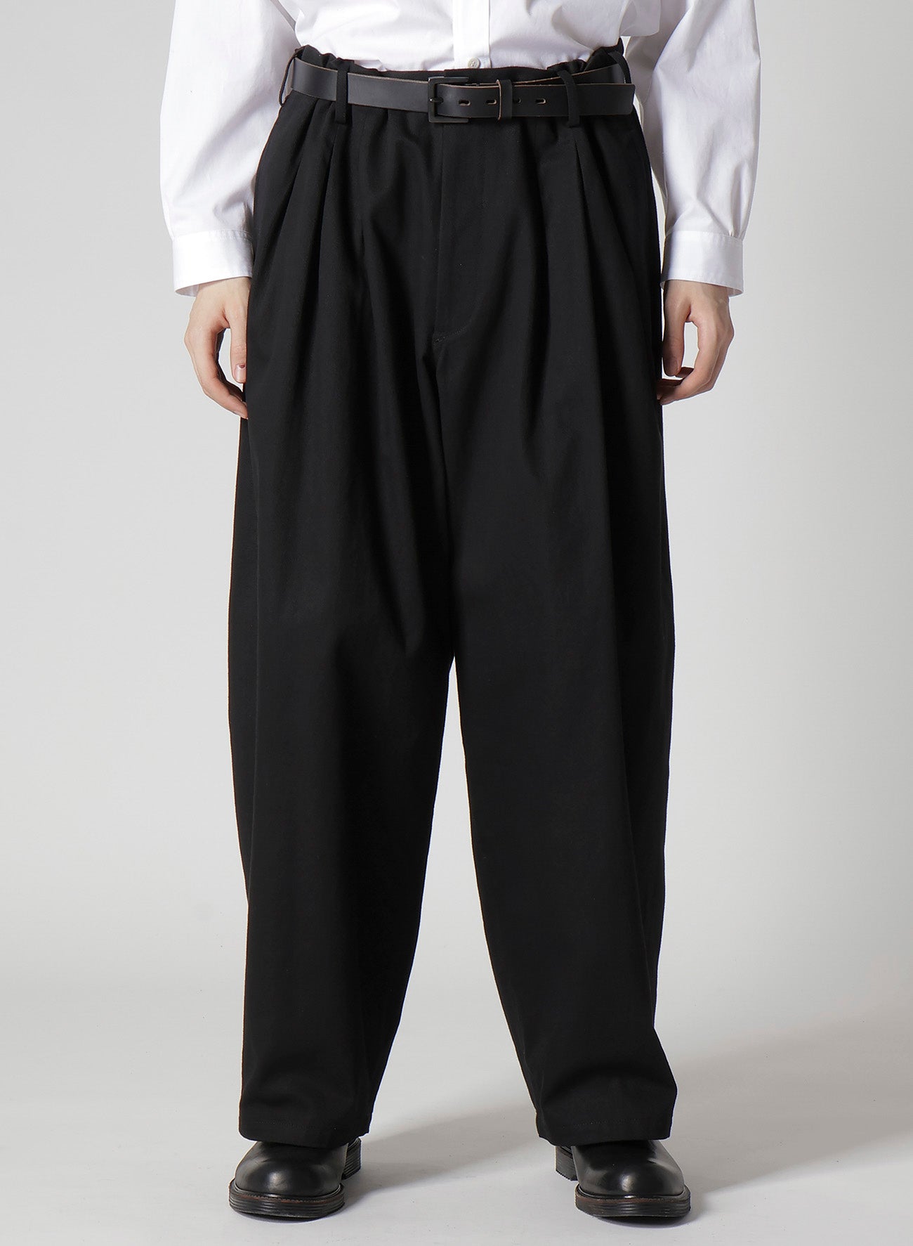 KATSURAGI 12-TUCKS PANTS