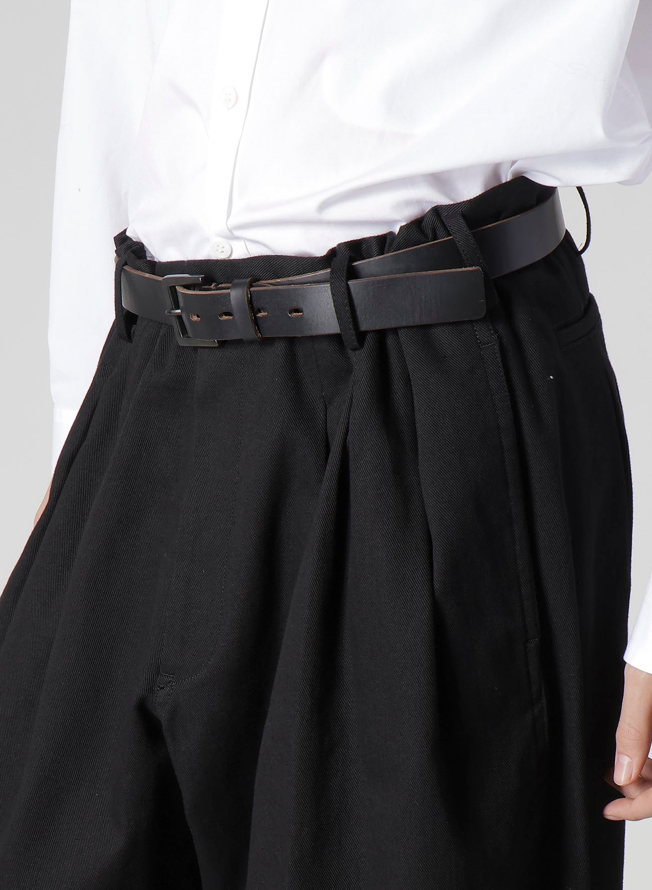 KATSURAGI 12-TUCKS PANTS