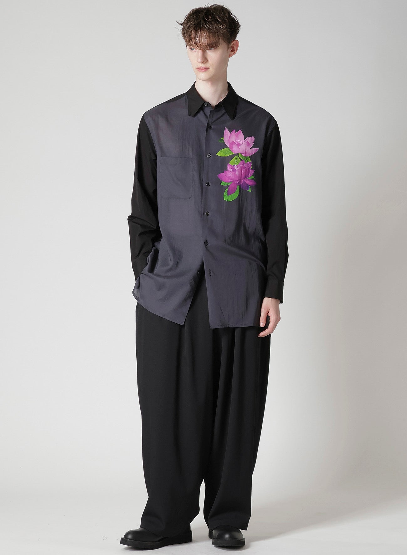 DOUBLE-COLLAR SHIRT IN BROAD AND CELLULOSE – GRAY LOTUS