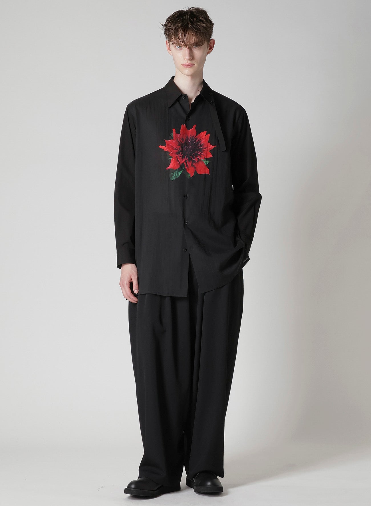 OVERSIZED SILHOUETTE SHIRT IN BROAD AND CELLULOSE – BLACK DAHLIA