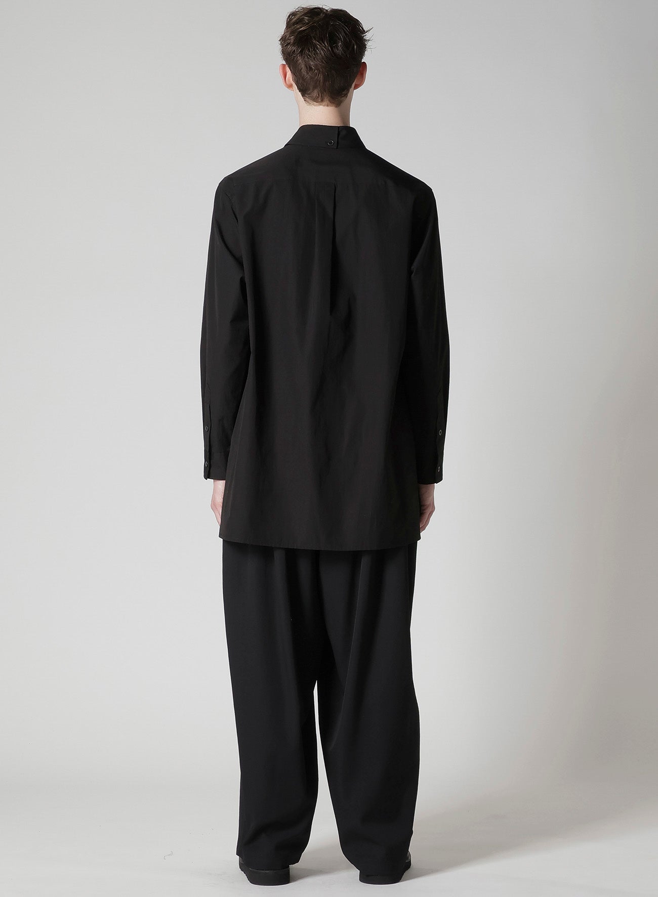 OVERSIZED SILHOUETTE SHIRT IN BROAD AND CELLULOSE – BLACK DAHLIA