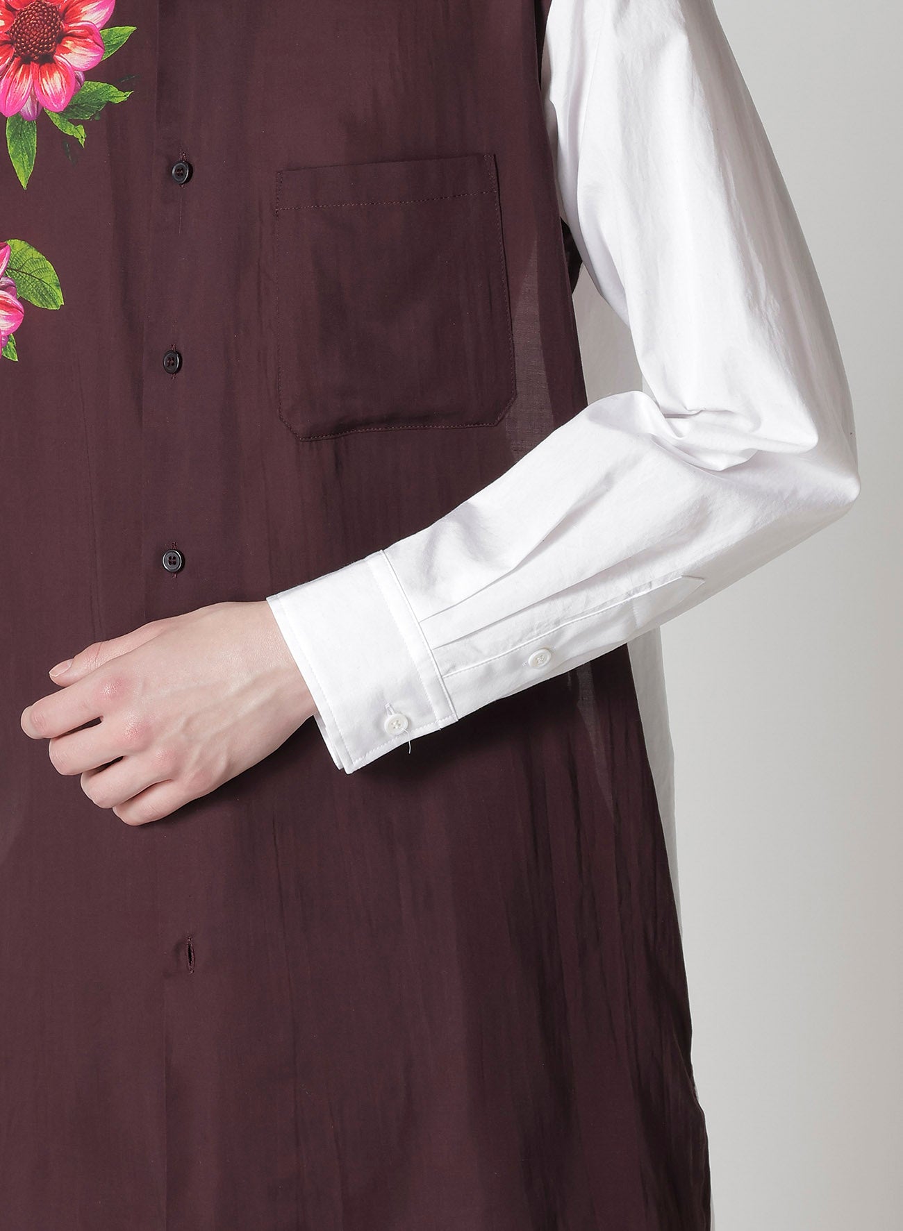 OVERSIZED SILHOUETTE SHIRT IN BROAD AND CELLULOSE – TWO FLOWERS