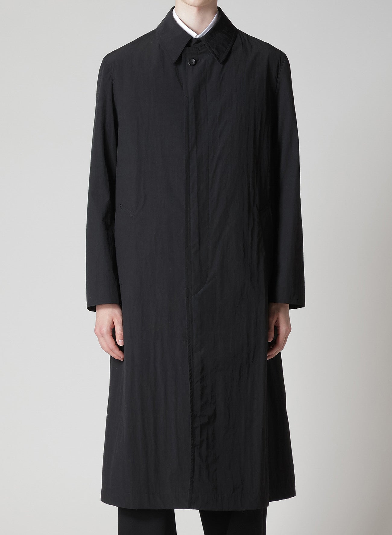 NYLON WEATHER COAT WITH FLY FRONT COLLAR