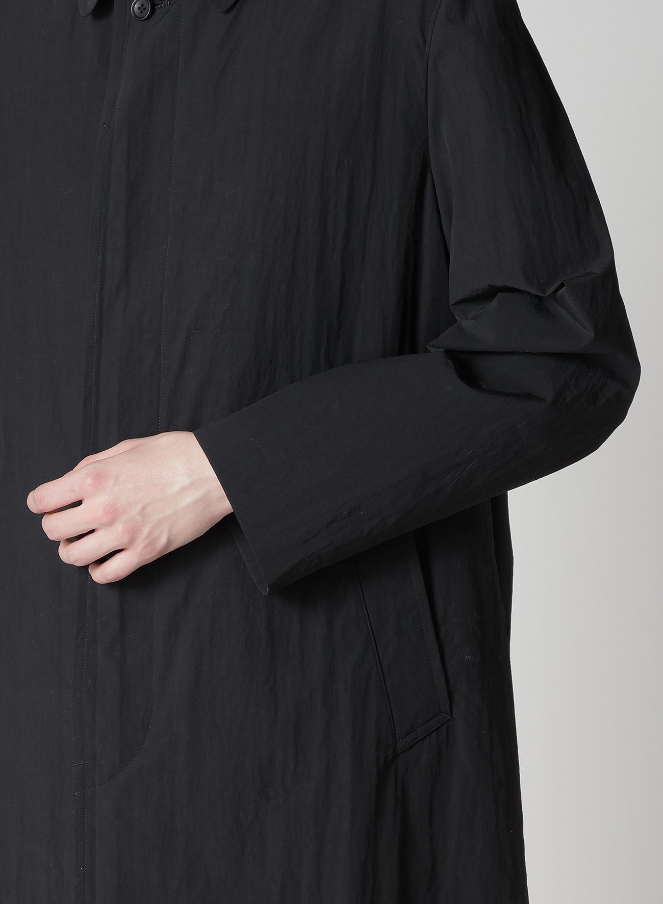 NYLON WEATHER COAT WITH FLY FRONT COLLAR