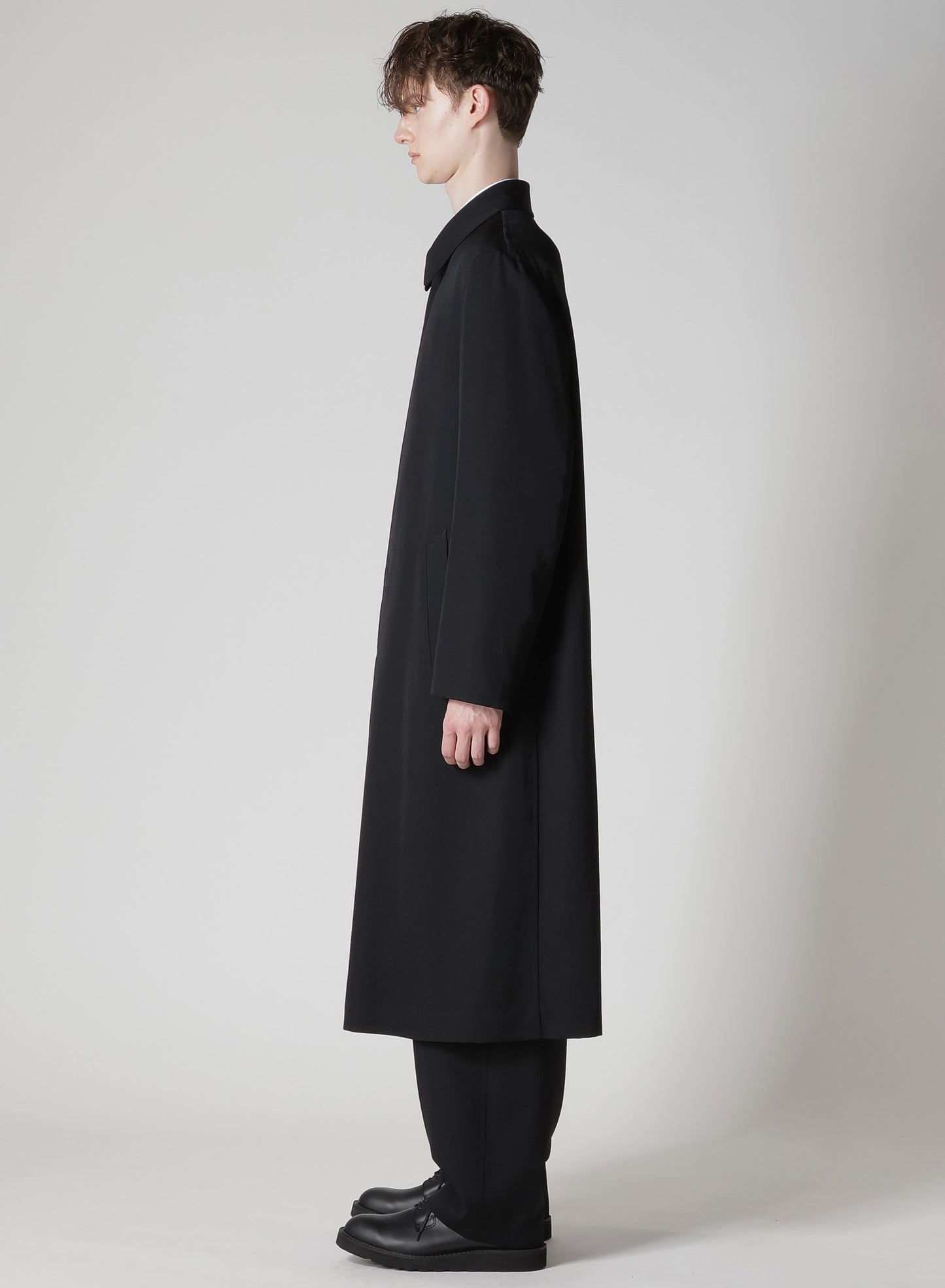WOOL GABARDINE COAT WITH STAND FRONT COLLAR
