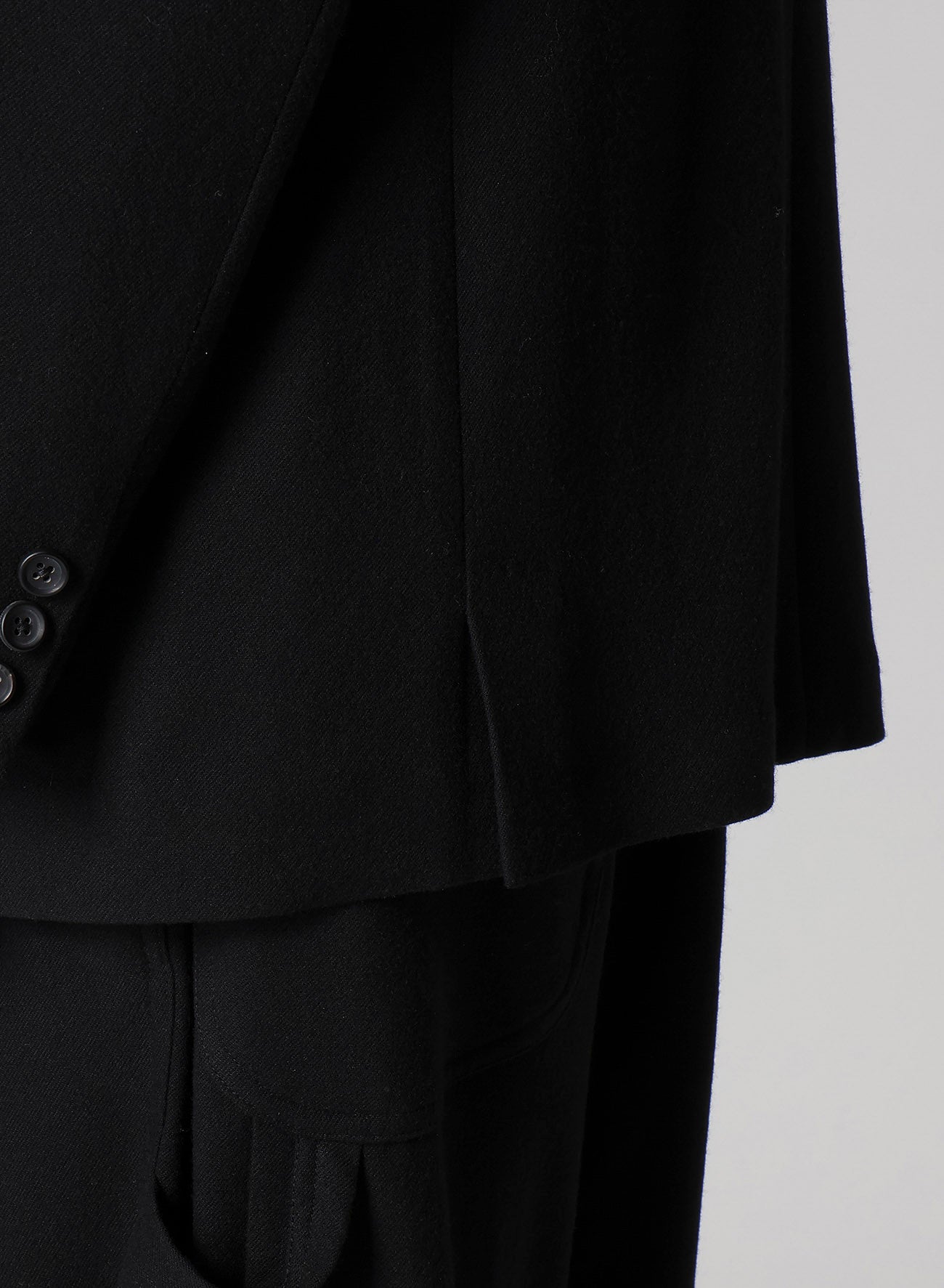 FLANNEL & NYLON RIPSTOP JACKET WITH LAPEL TAB AND UTILITY POCKETS