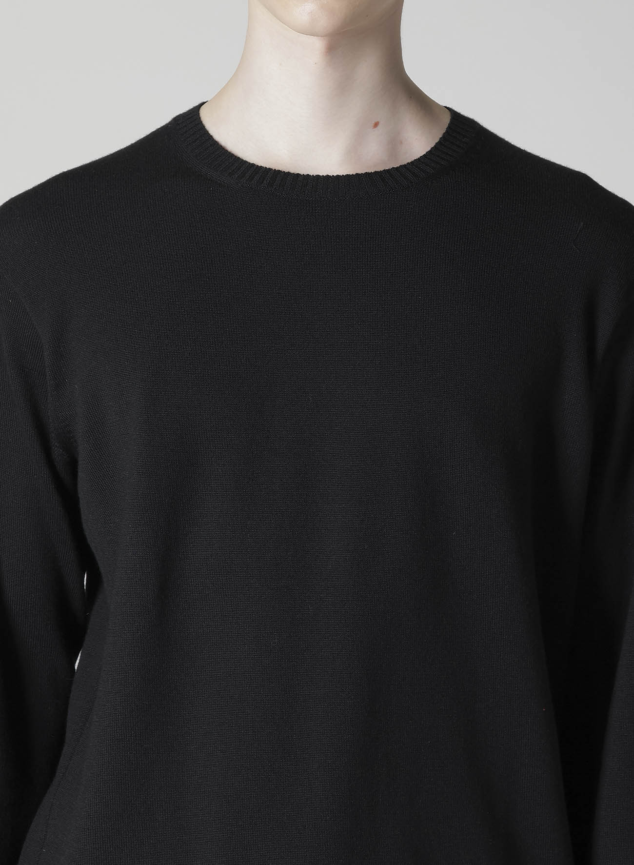 12G1P PLAIN STITCH ROUND NECK PULLOVER