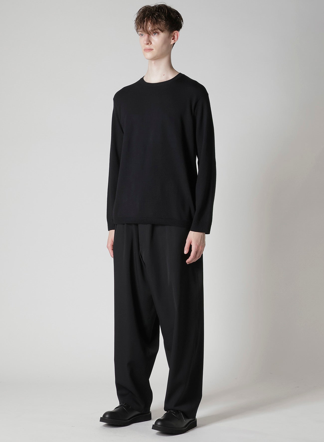 12G1P PLAIN STITCH ROUND NECK PULLOVER