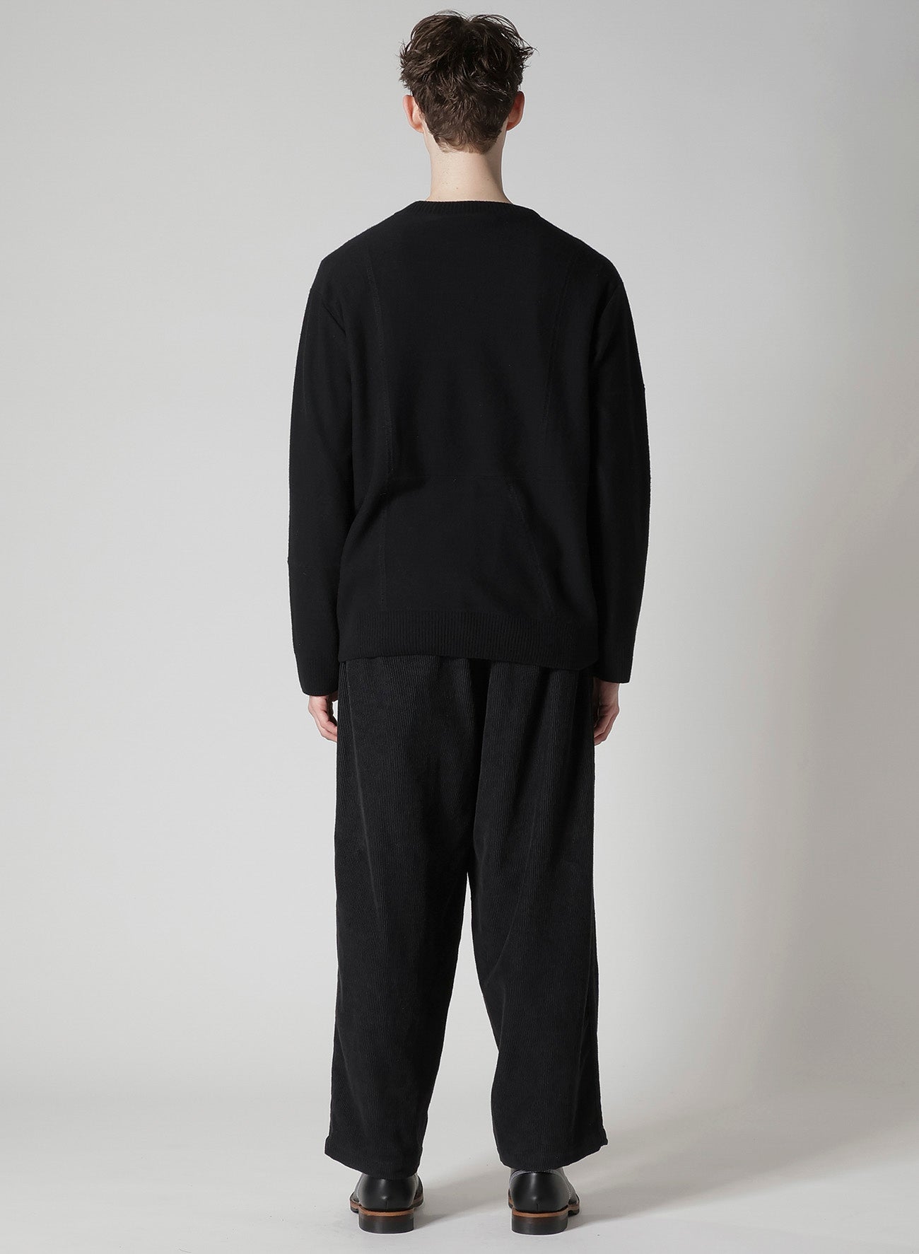PANEL DESIGN ROUND NECK PULLOVER KNIT