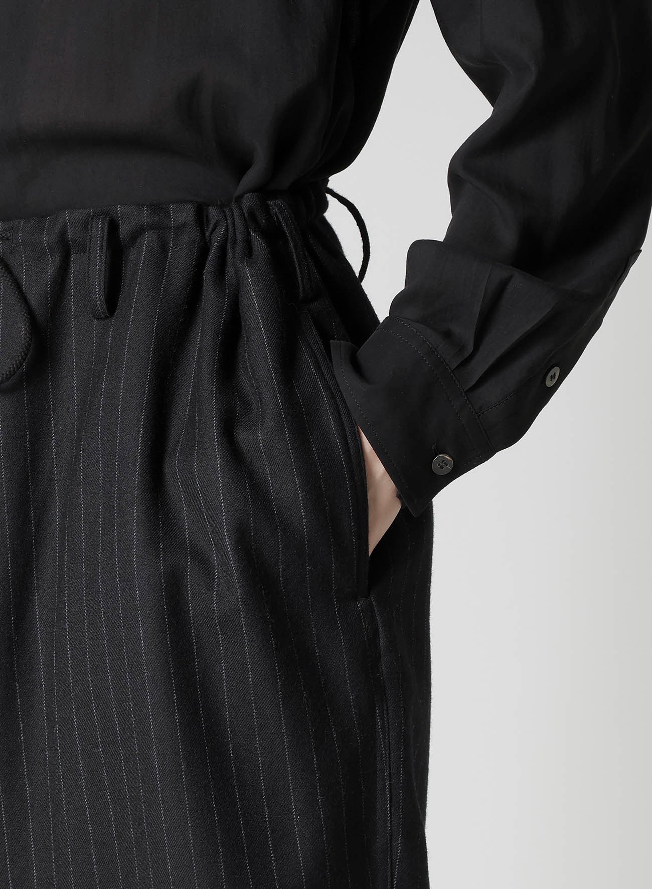 STRIPED SERGE WIDE-LEG DRAWSTRING PANTS