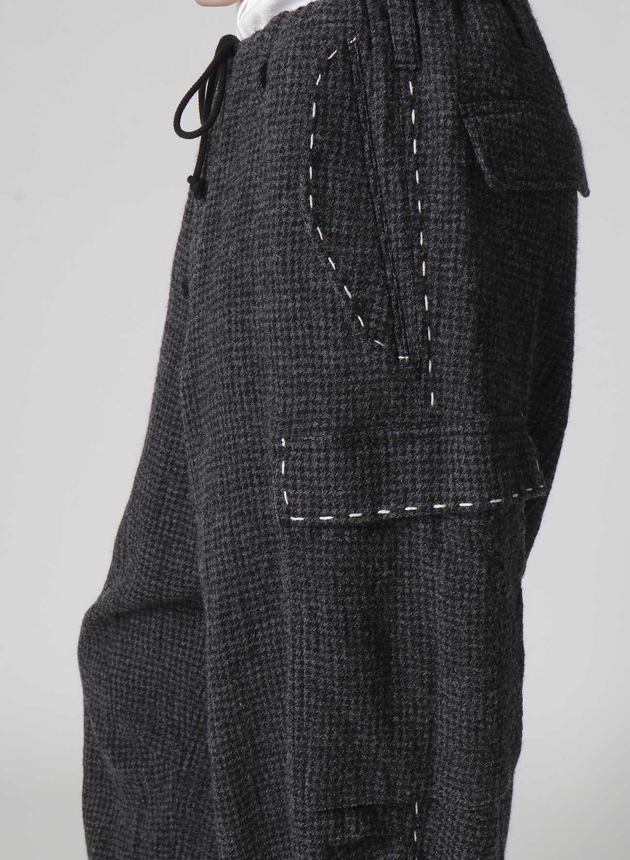HOUNDSTOOTH CARGO PANTS WITH HAND STITCH