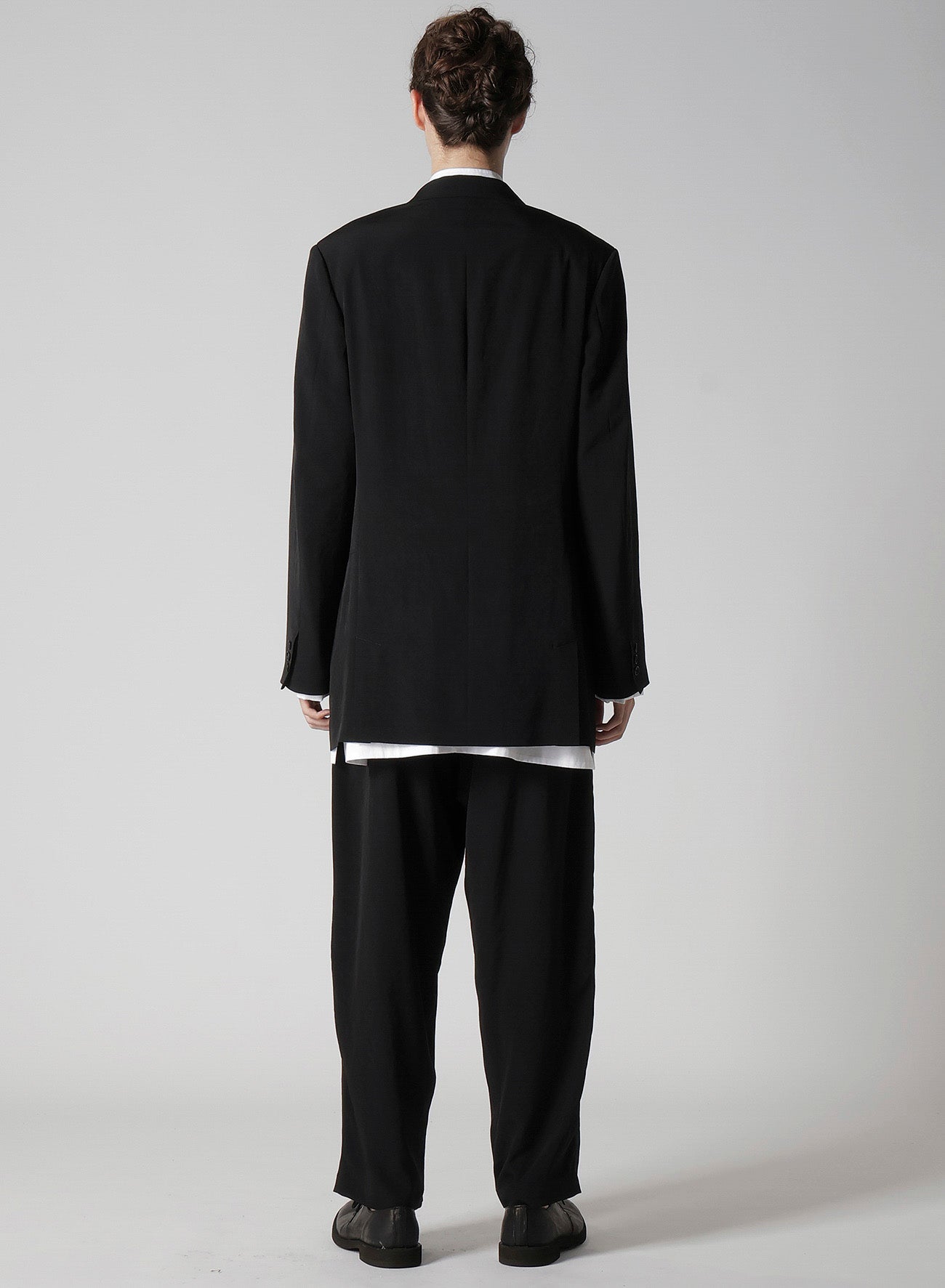 TA TUXEDO PARALLEL PANELED JACKET