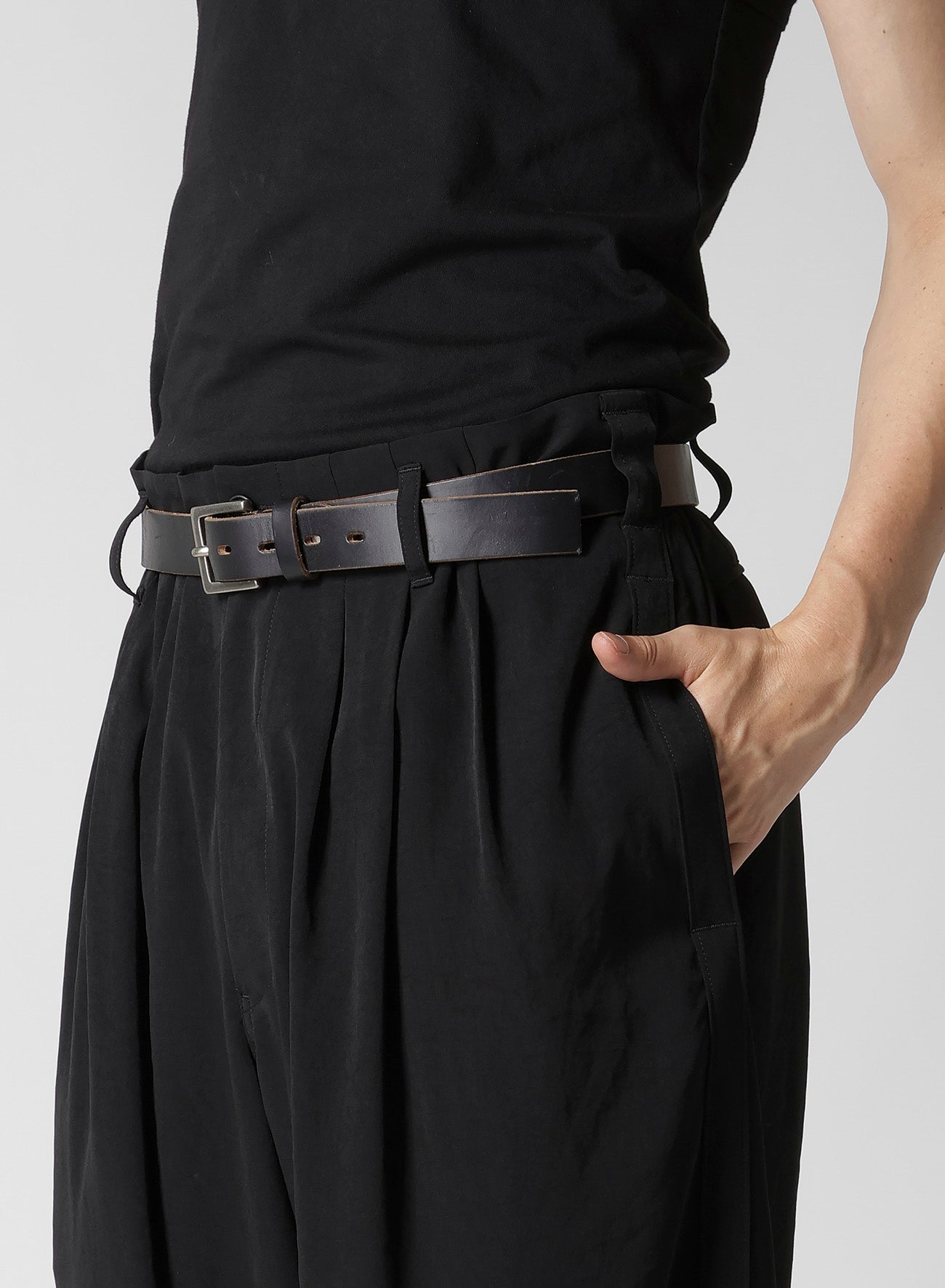 TA TUXEDO PANTS WITH SIDE TAPE