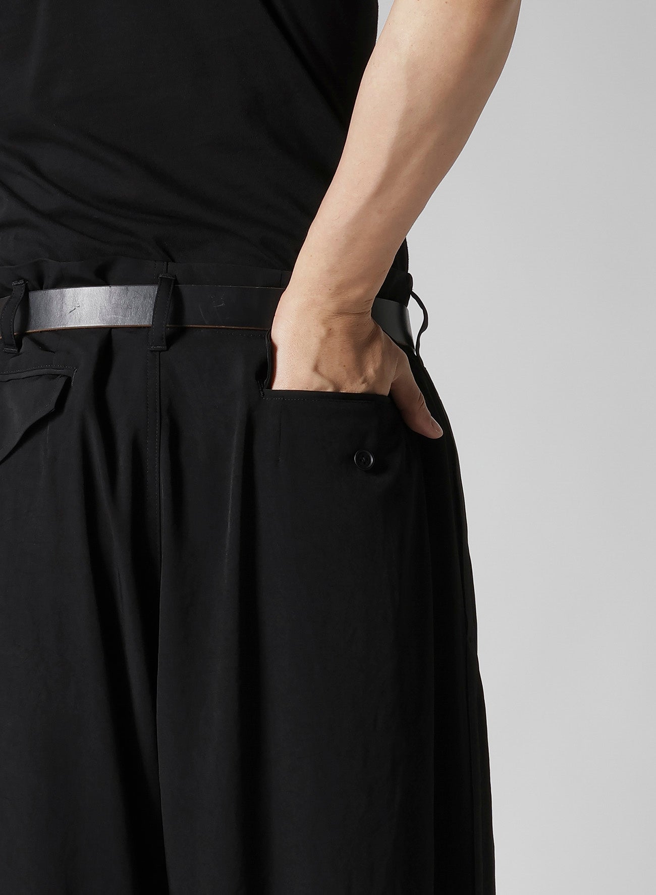 TA TUXEDO PANTS WITH SIDE TAPE