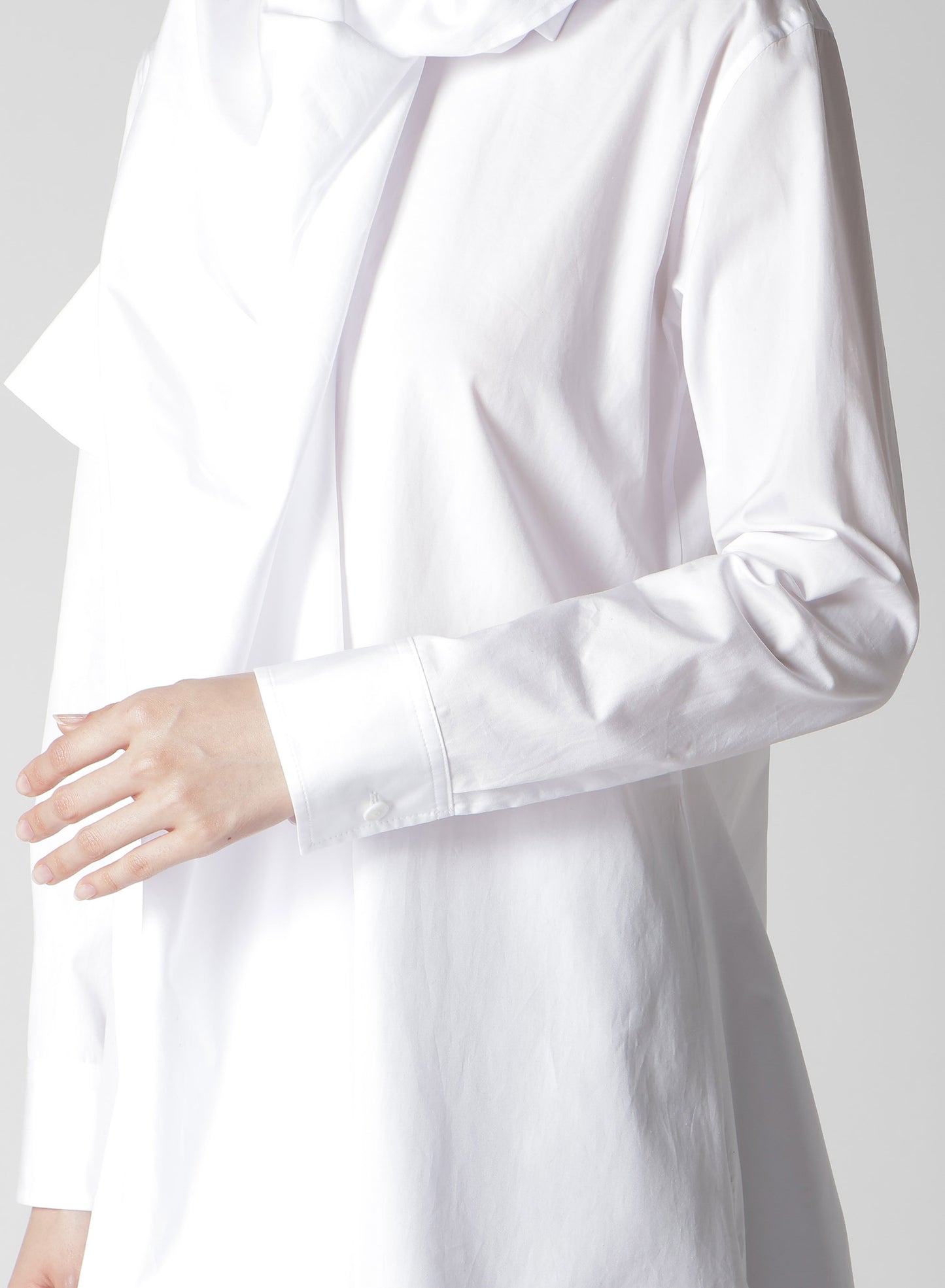 P・100/2 BROAD STOLE DETAIL SHIRT