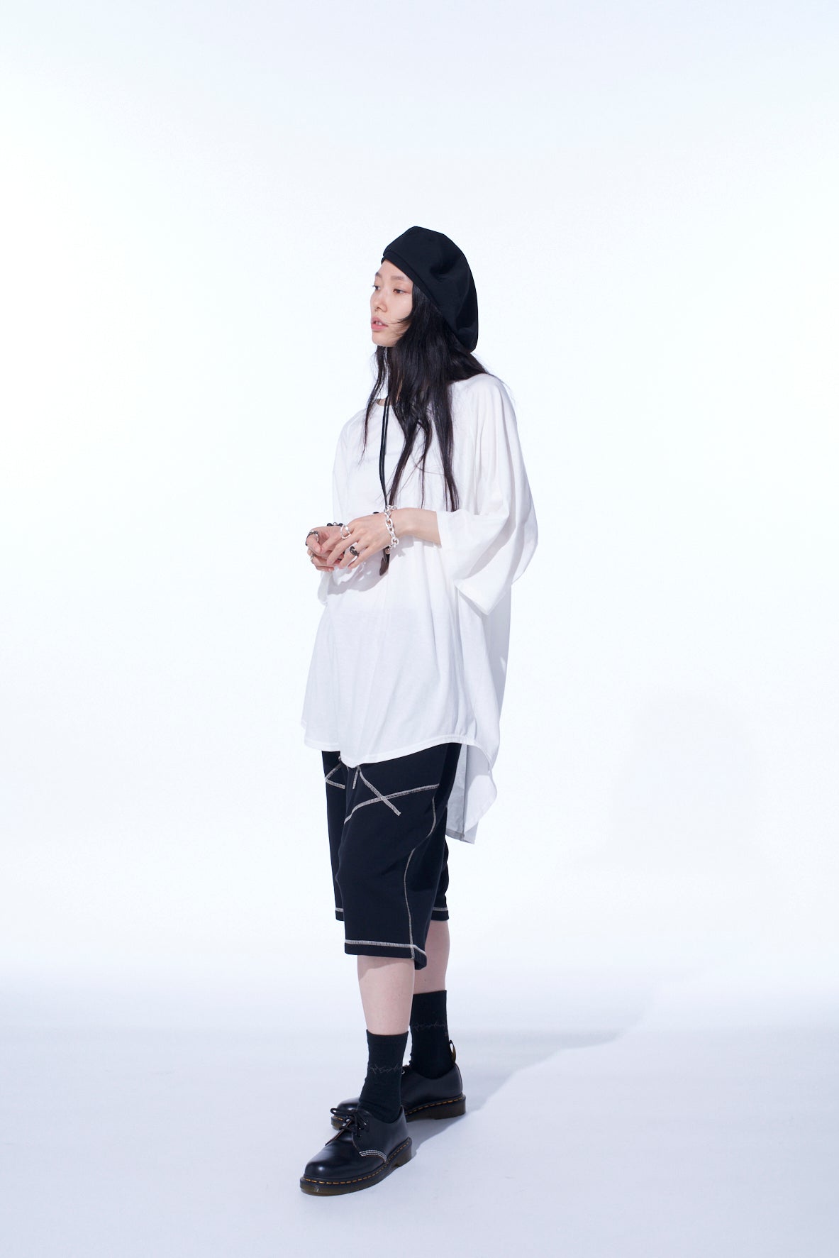 SOFT JERSEY BACK CENTER STITCH OVERSIZED RAGLAN SLEEVE T-SHIRT