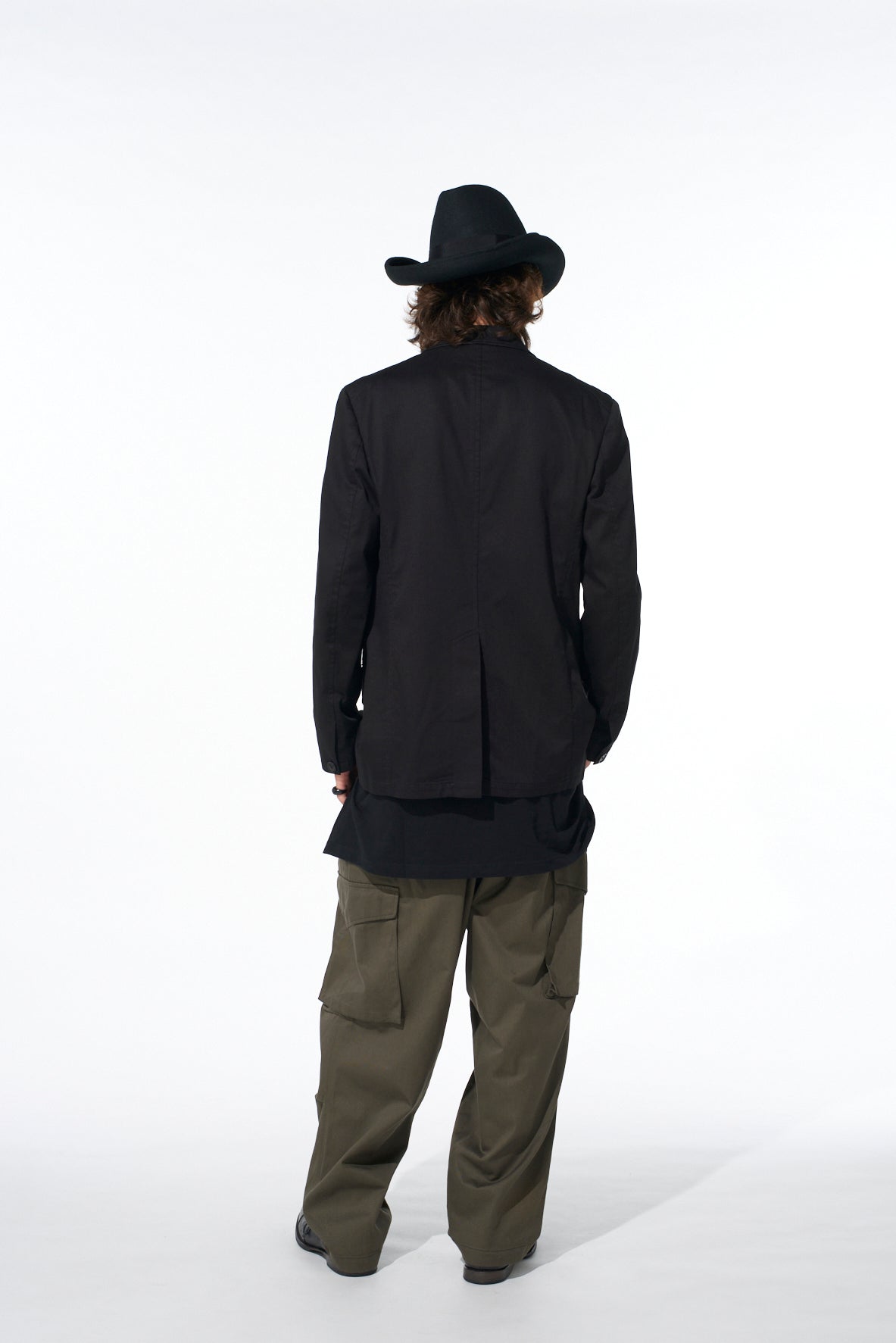 COTTON TWILL KNEE TUCK CARGO PANTS