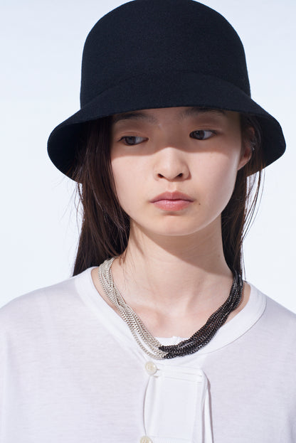 TWO-TONE CONTRAST MULTI CHAIN NECKLACE