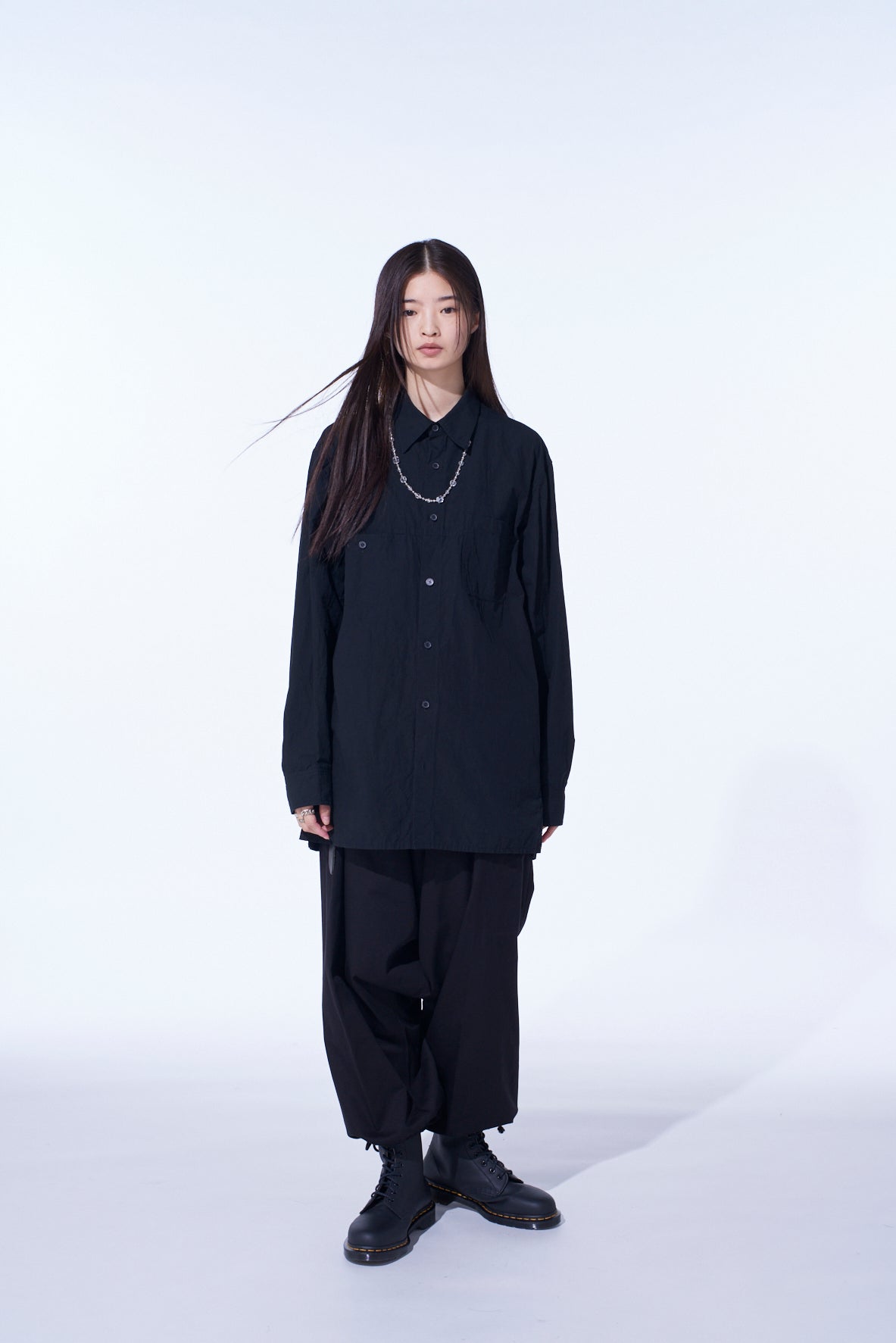 COTTON LINEN SINGLE WELT POCKET SHIRT