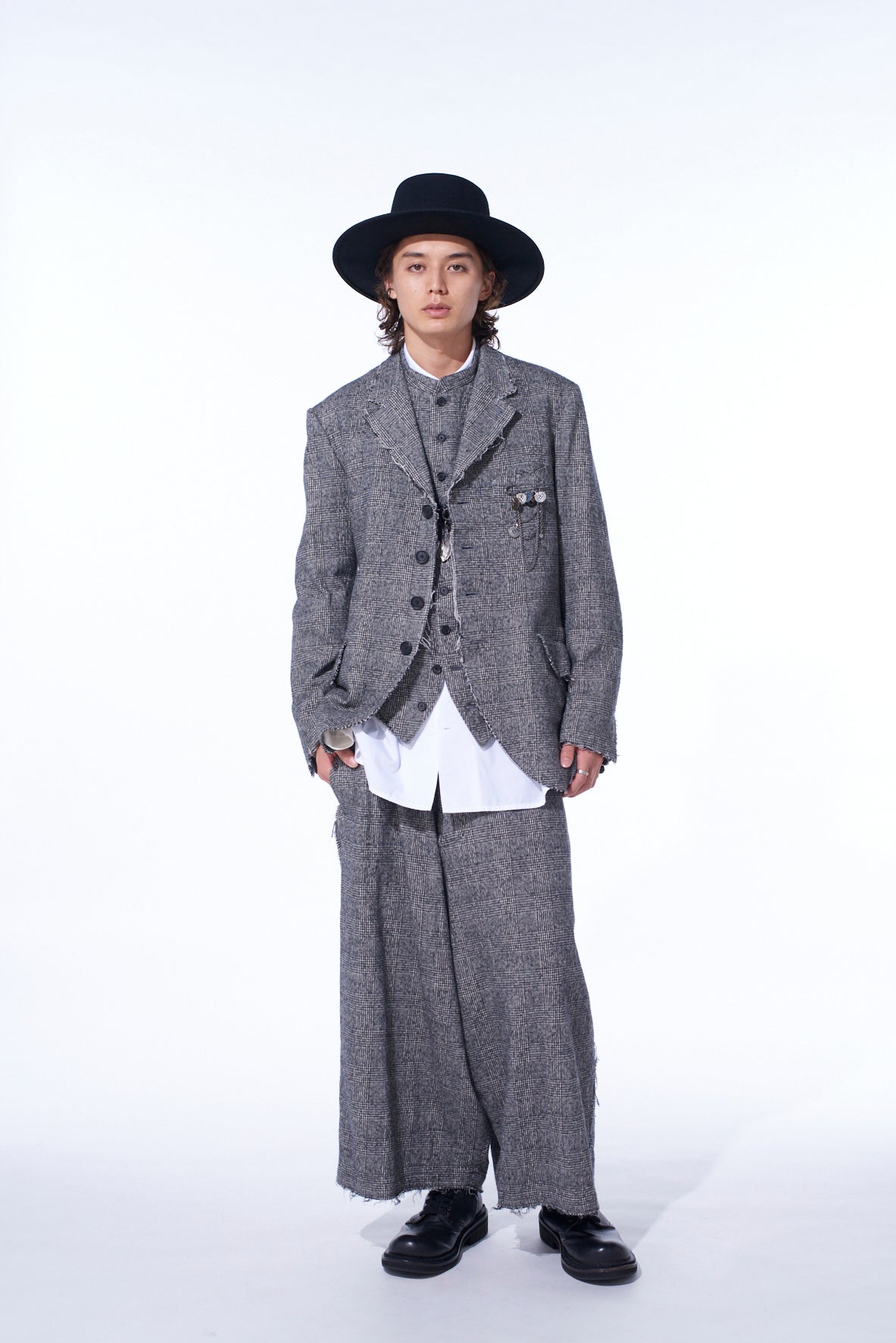 GLEN CHECK CUT-OUT HEM JACKET