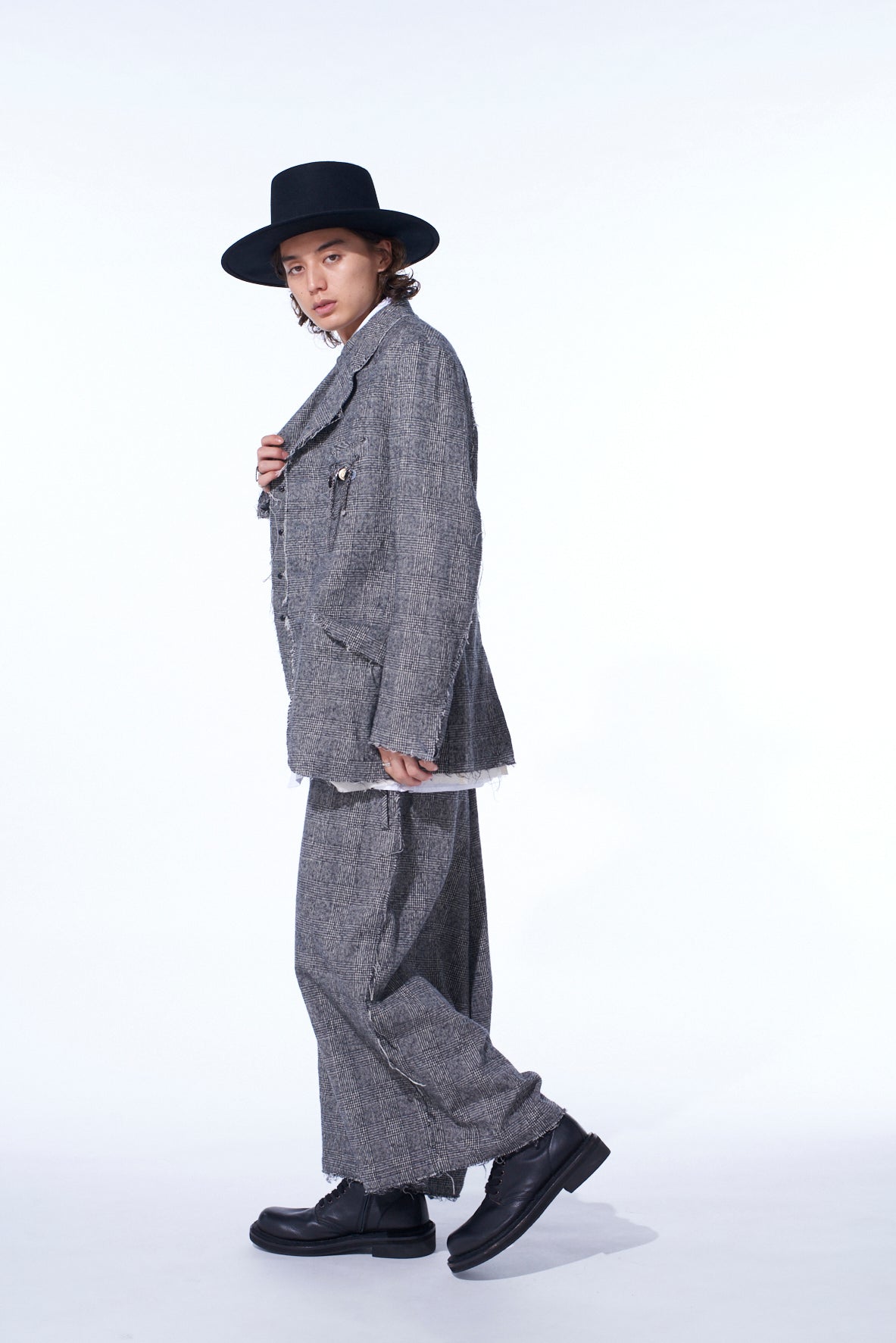 GLEN CHECK CUT-OUT HEM JACKET