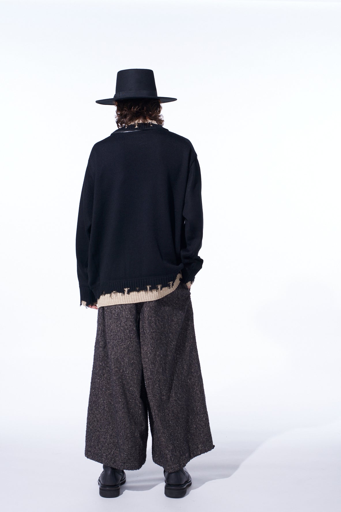 CORPILON BULKY WOOL COLOR-BLOCKED DAMAGE PULLOVER
